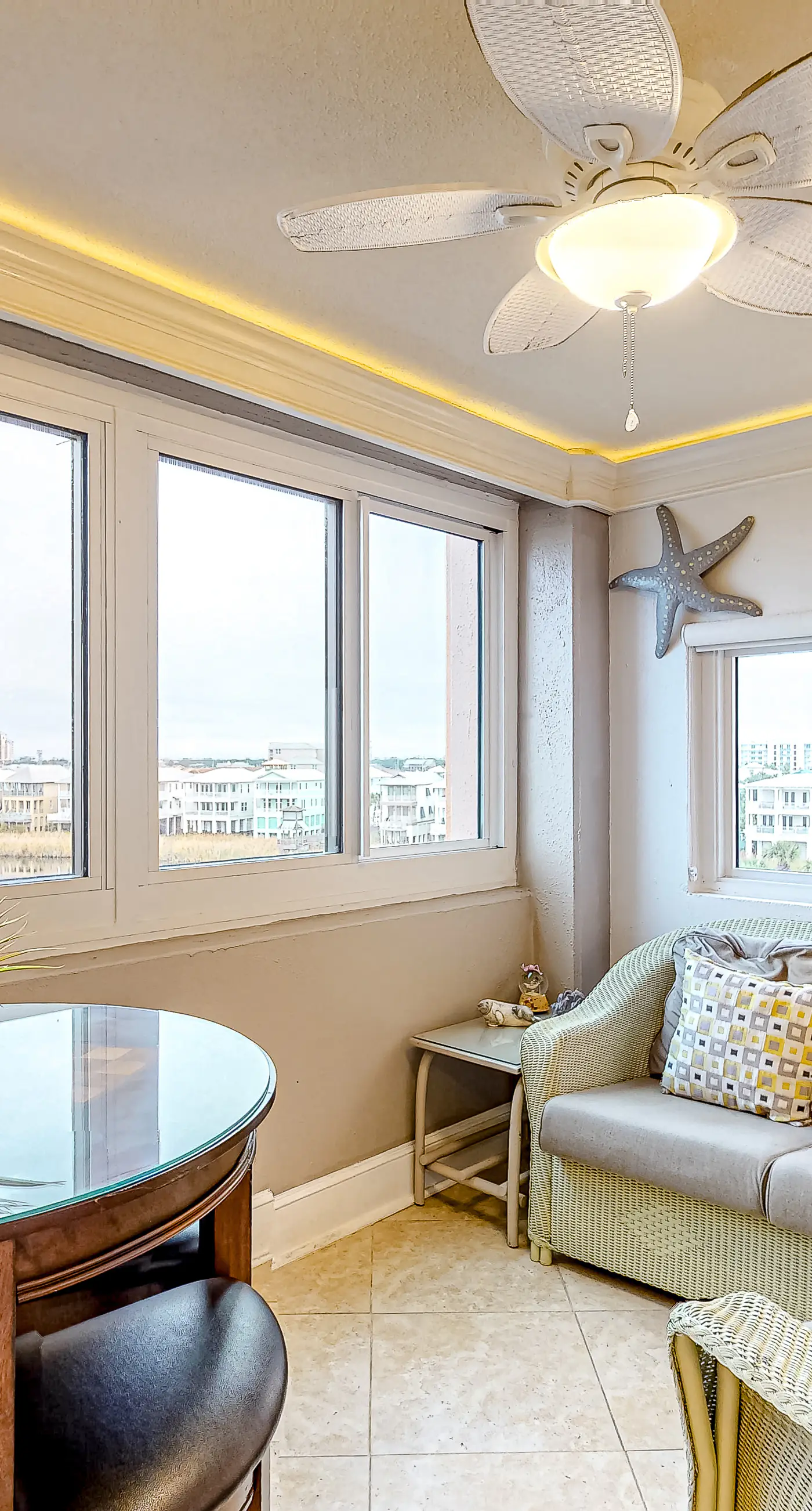 Fourth Floor Oceanfront Condo with Shared Pool, Ocean View, WiFi, W/D, and AC