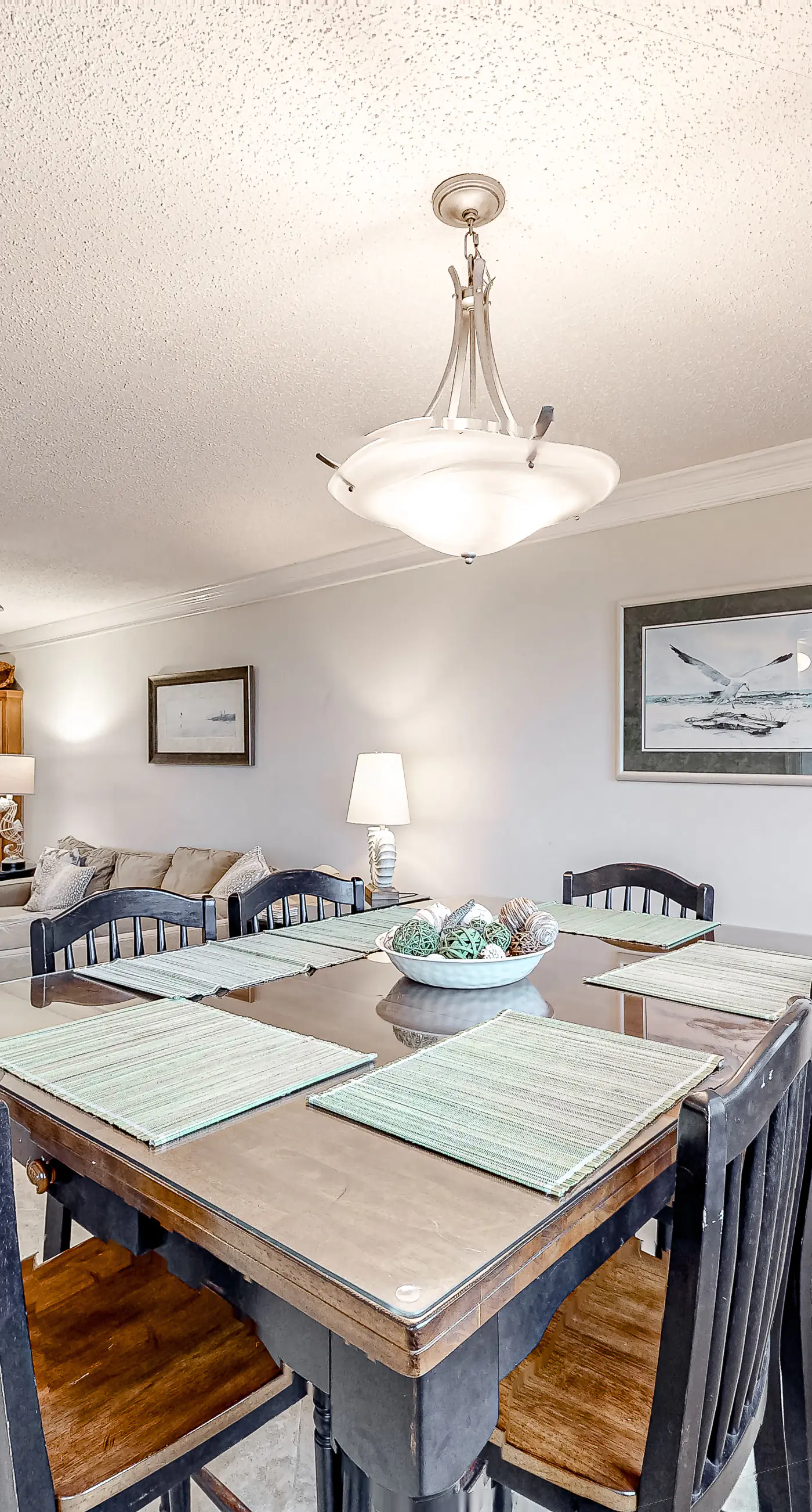 Fourth Floor Oceanfront Condo with Shared Pool, Ocean View, WiFi, W/D, and AC