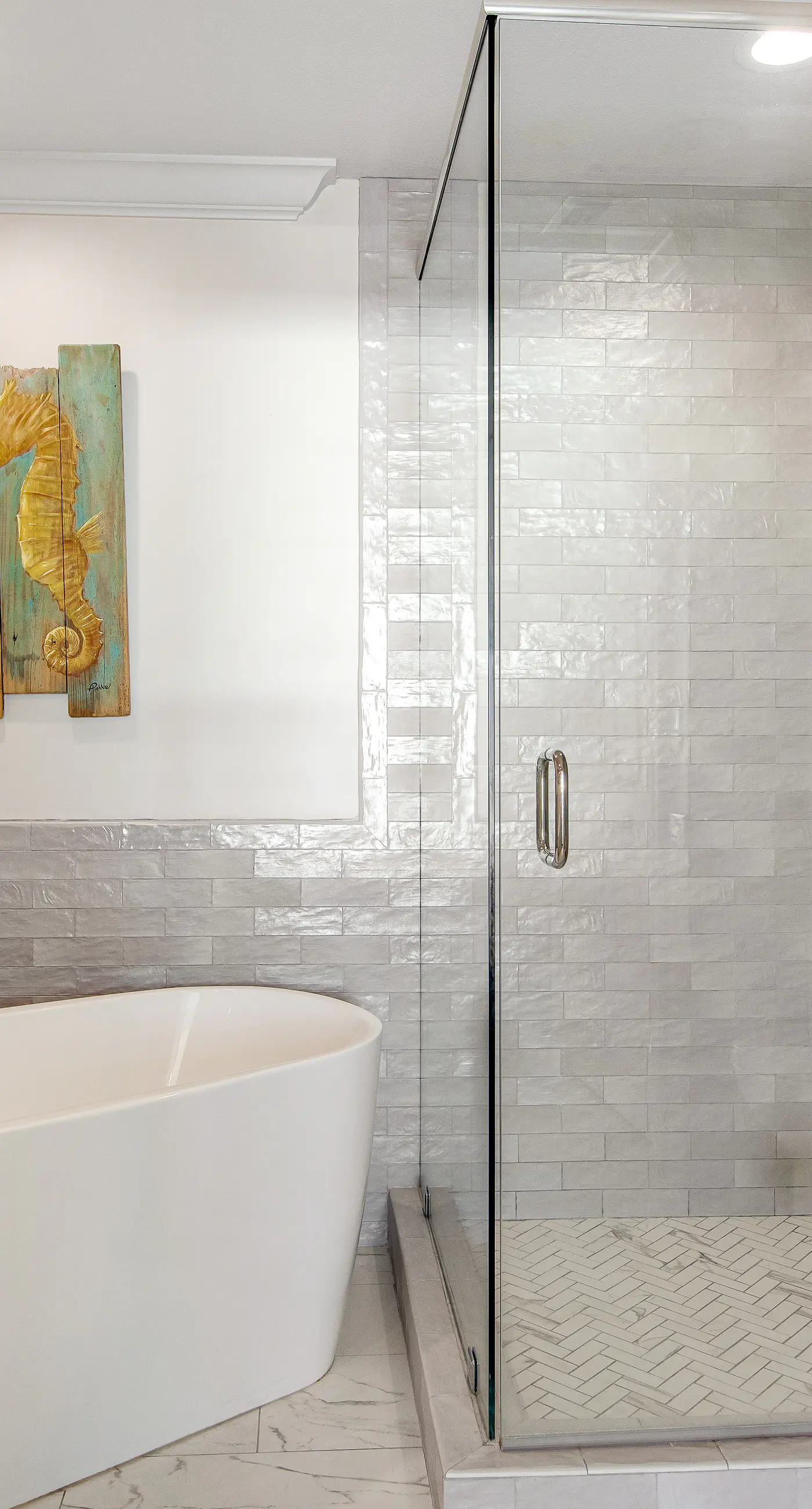 Corner Luxury Condo - Pools, Hot Tubs & Gym - Gulf-View Balcony, WiFi, W/D & AC