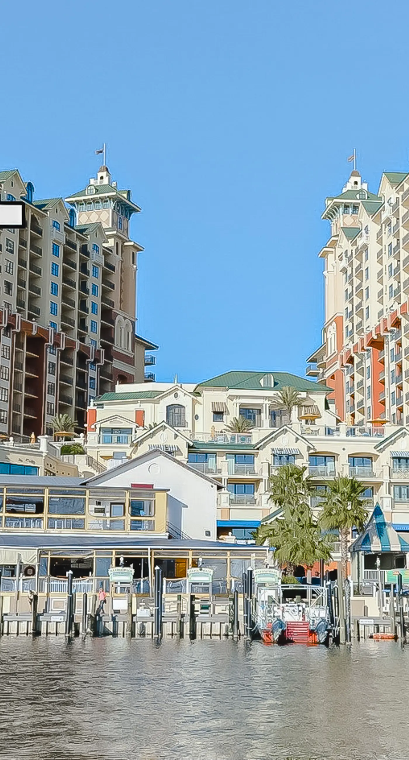 Corner Luxury Condo - Pools, Hot Tubs & Gym - Gulf-View Balcony, WiFi, W/D & AC