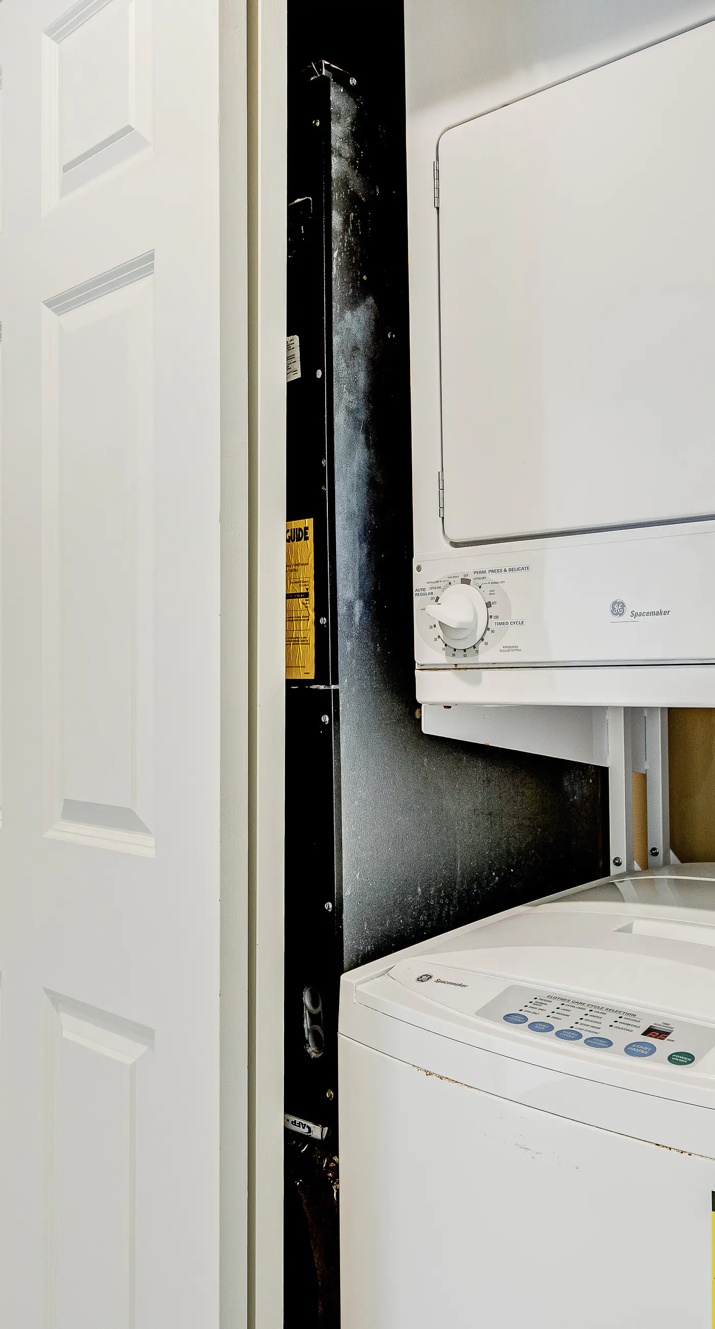 The Dolphin Suite - 2 Water-View Balconies, WiFi, W/D, AC, Pools, Hot Tubs & Gym