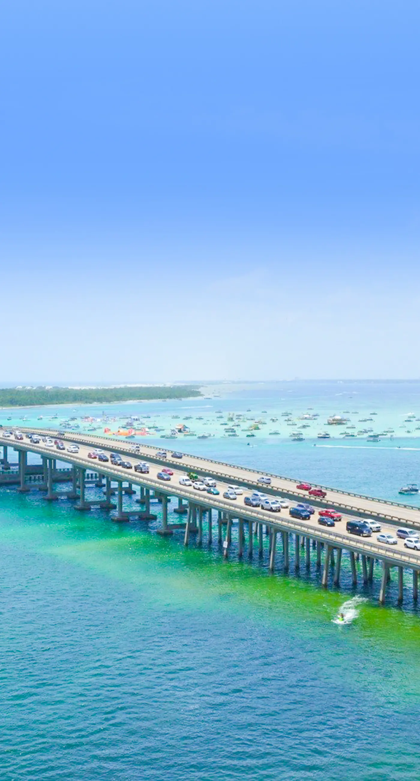 The Dolphin Suite - 2 Water-View Balconies, WiFi, W/D, AC, Pools, Hot Tubs & Gym