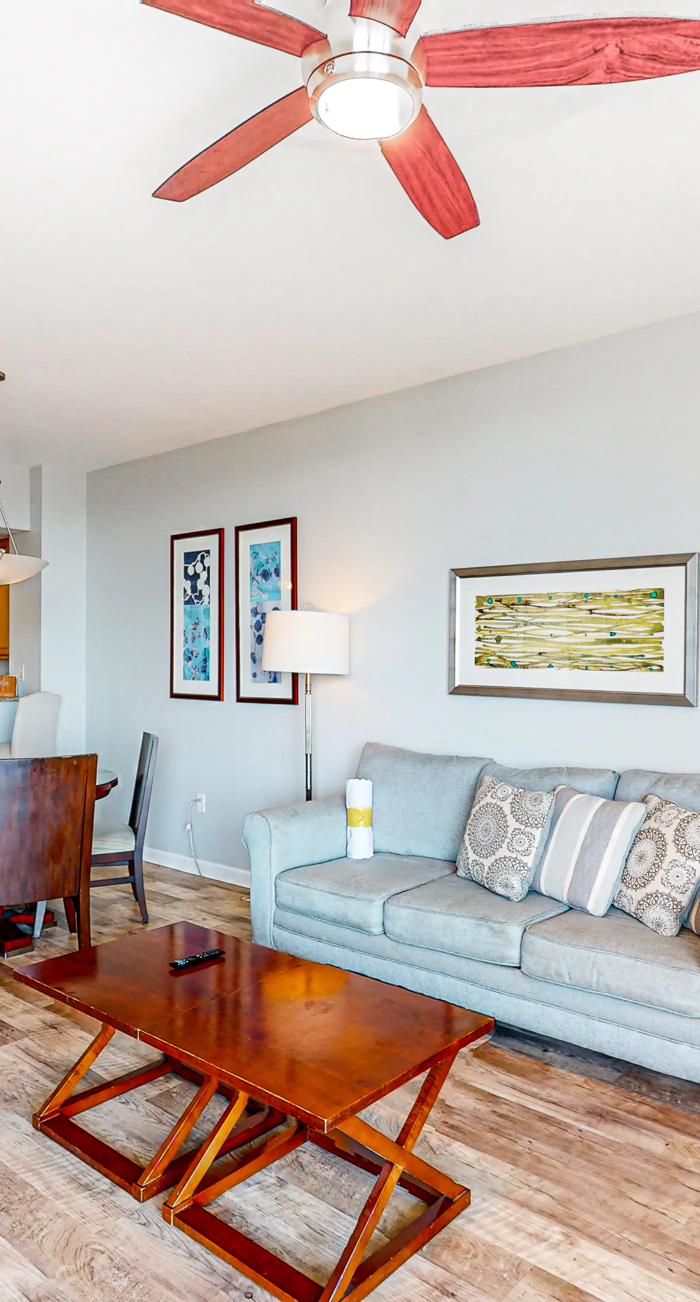 Gulf-view condo with outdoor pool, hot tub, gym & tennis - walk to the beach