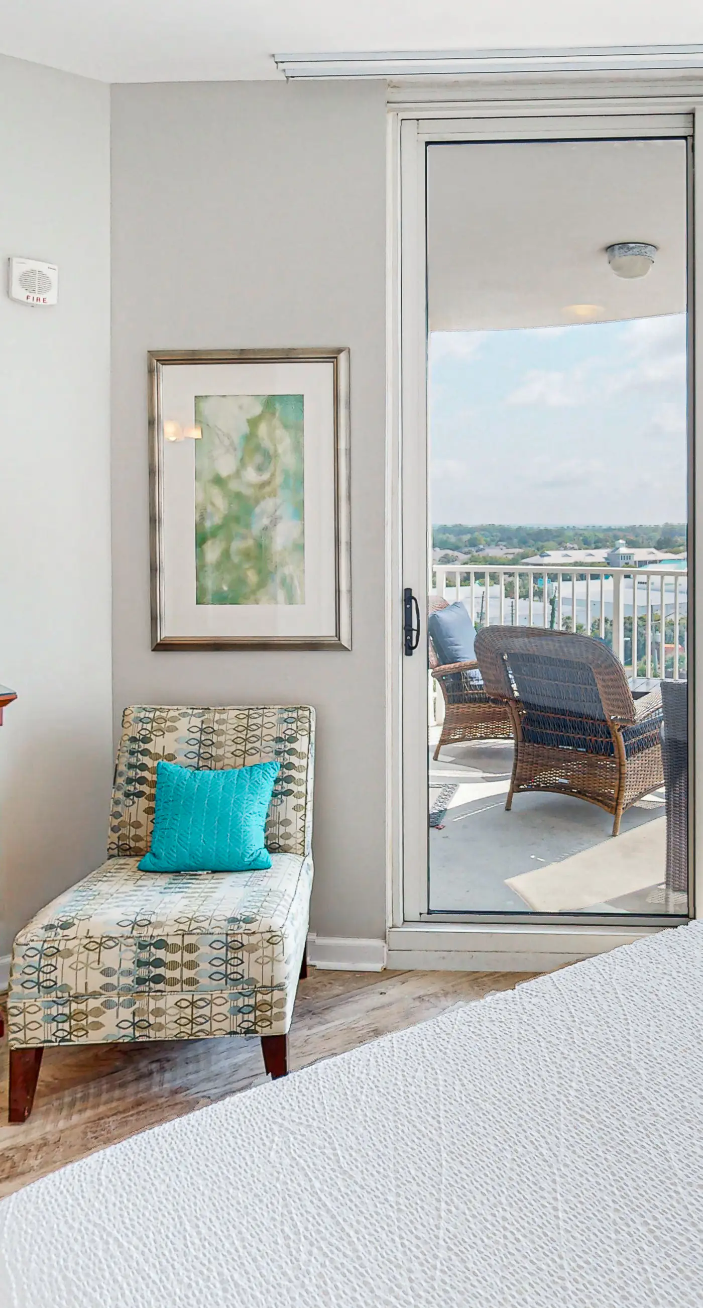 Gulf-view condo with outdoor pool, hot tub, gym & tennis - walk to the beach