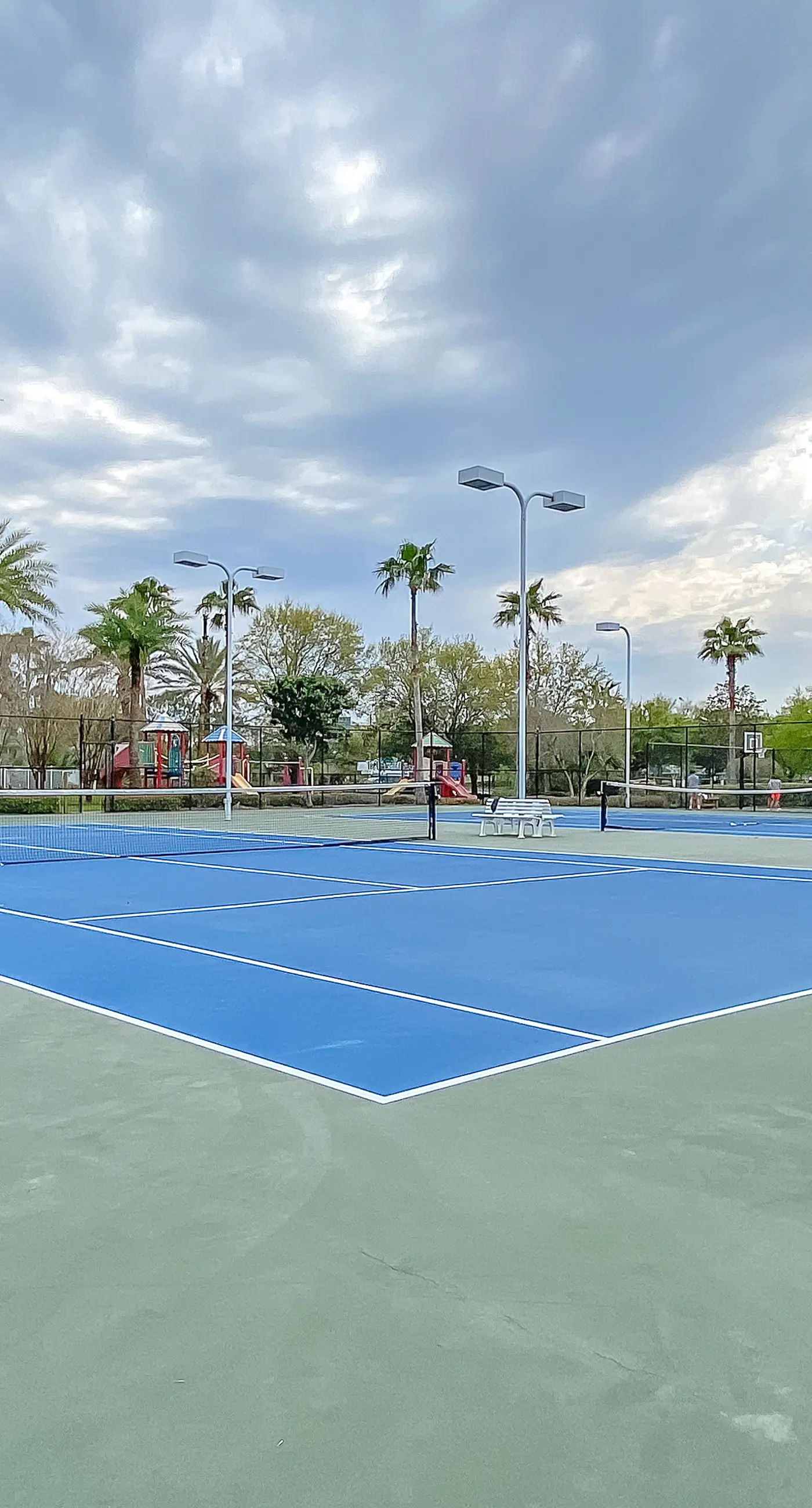 Gulf-view condo with outdoor pool, hot tub, gym & tennis - walk to the beach