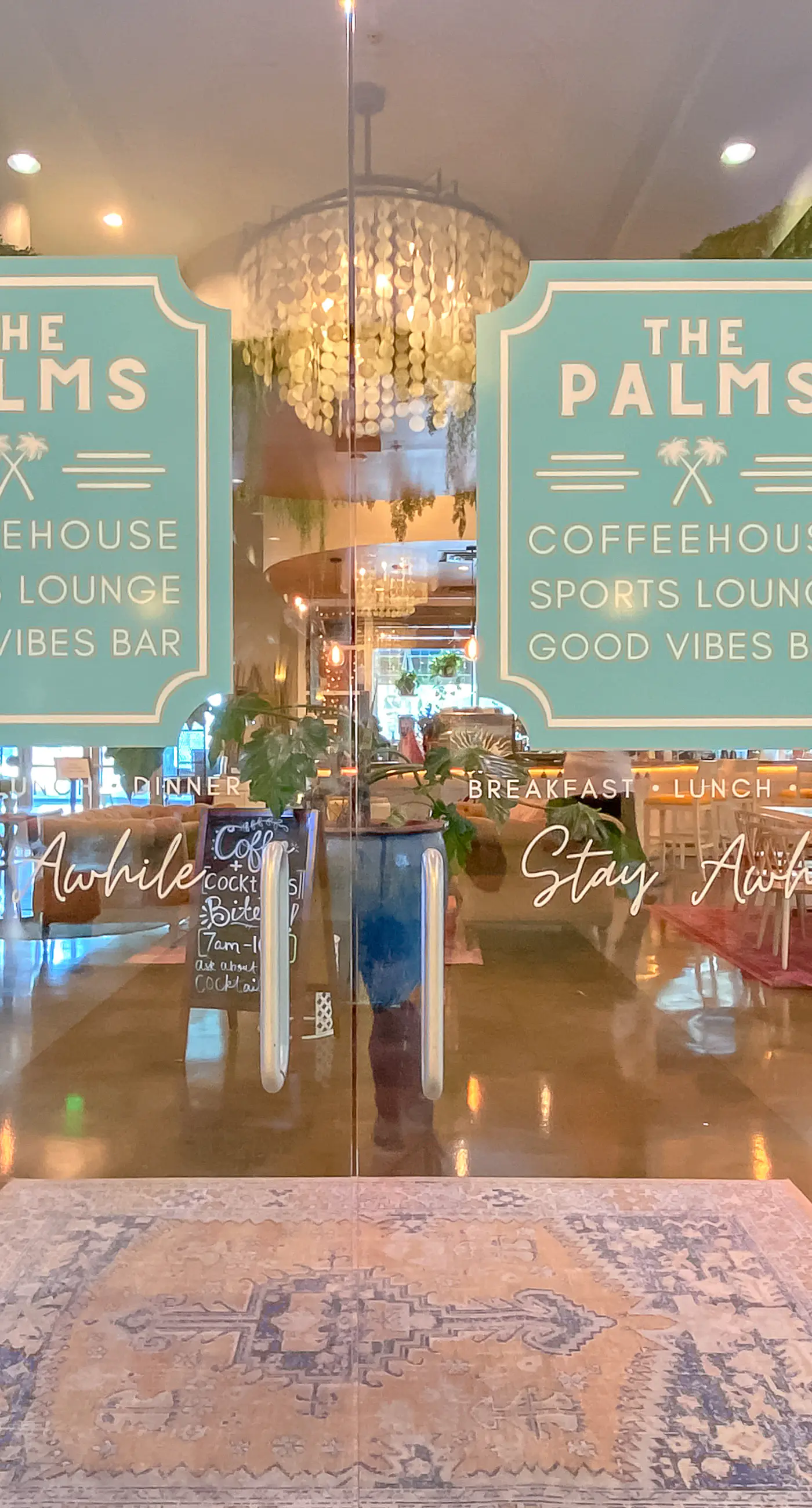 Gulf-view condo with outdoor pool, hot tub, gym & tennis - walk to the beach