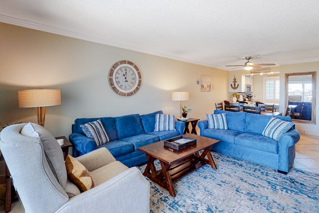 Condo in oceanfront complex w/pools, private beach access, and balcony