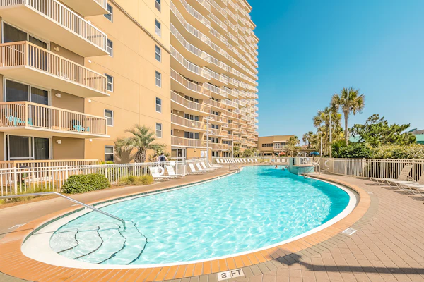 3rd-floor, Gulf-view condo at beachfront resort with pools, hot tub & two gyms
