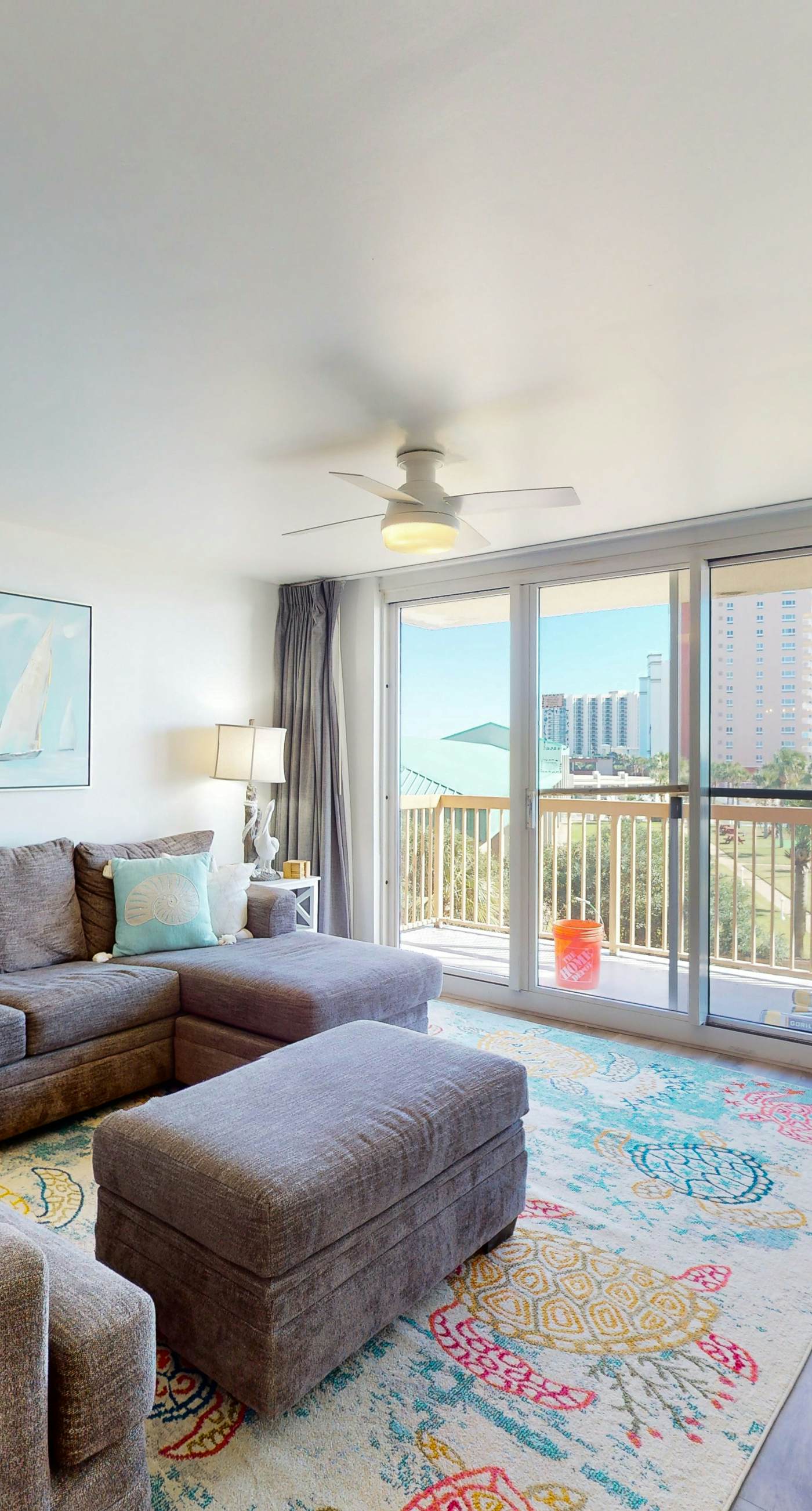 3rd-floor, Gulf-view condo at beachfront resort with pools, hot tub & two gyms