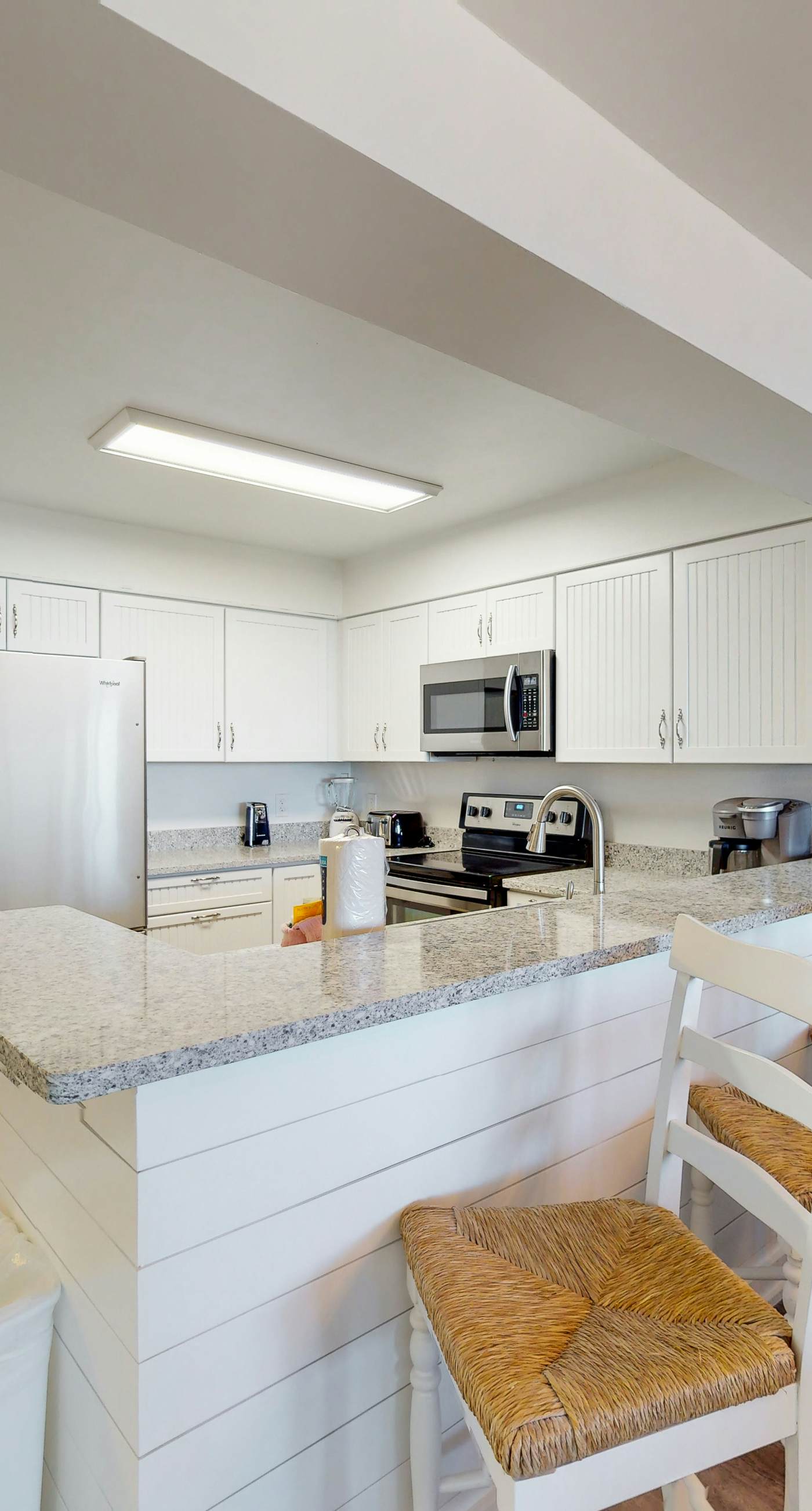 3rd-floor, Gulf-view condo at beachfront resort with pools, hot tub & two gyms