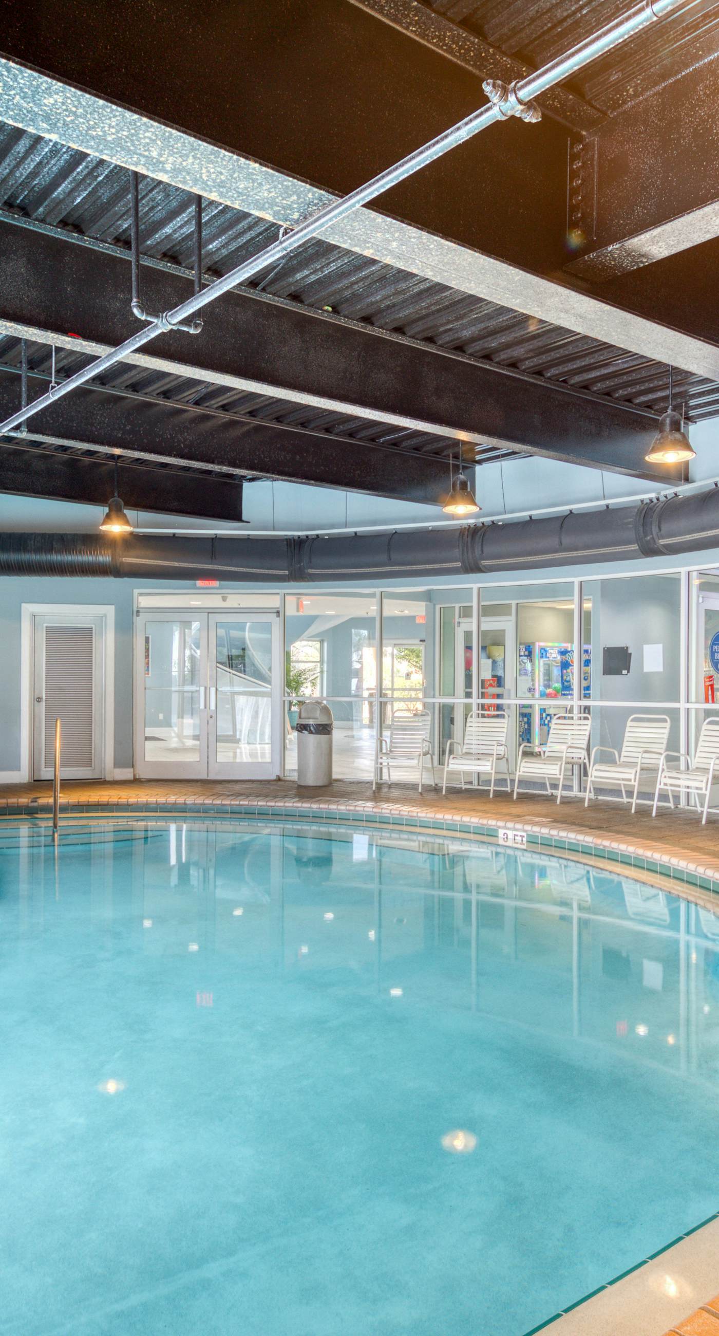 3rd-floor, Gulf-view condo at beachfront resort with pools, hot tub & two gyms