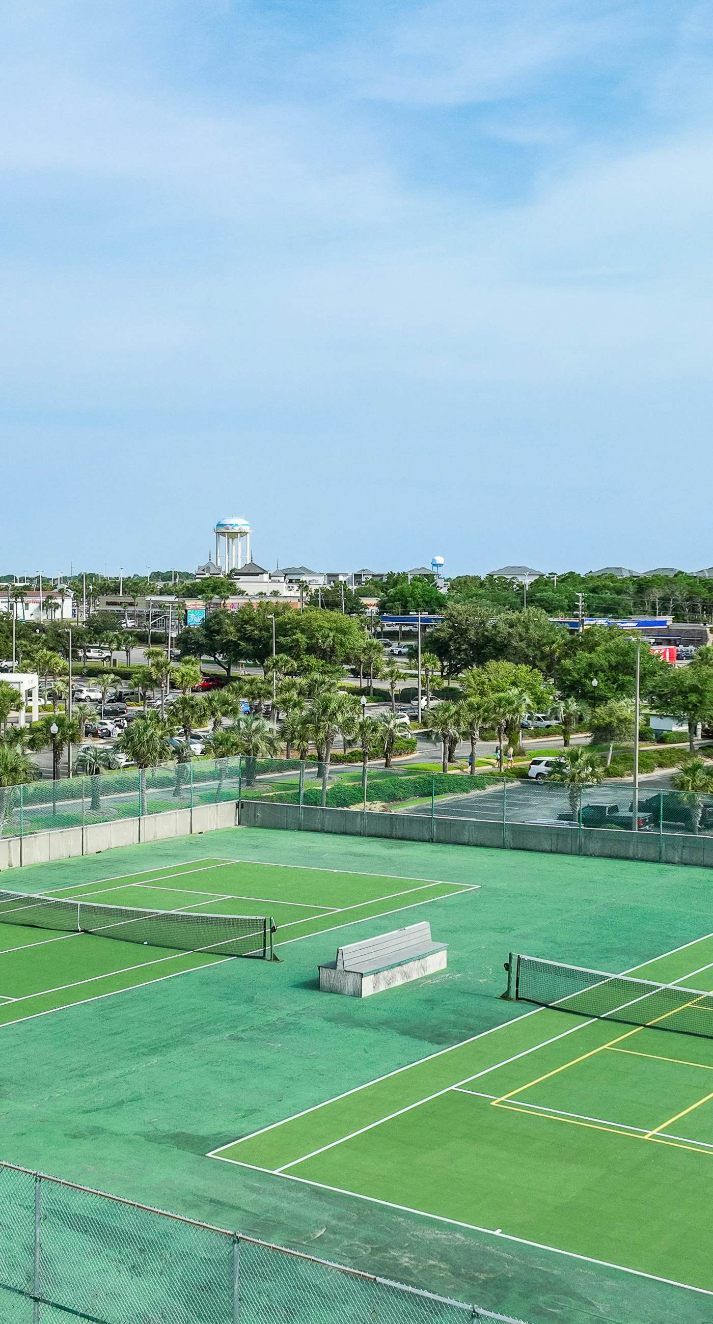 3rd-floor, Gulf-view condo at beachfront resort with pools, hot tub & two gyms