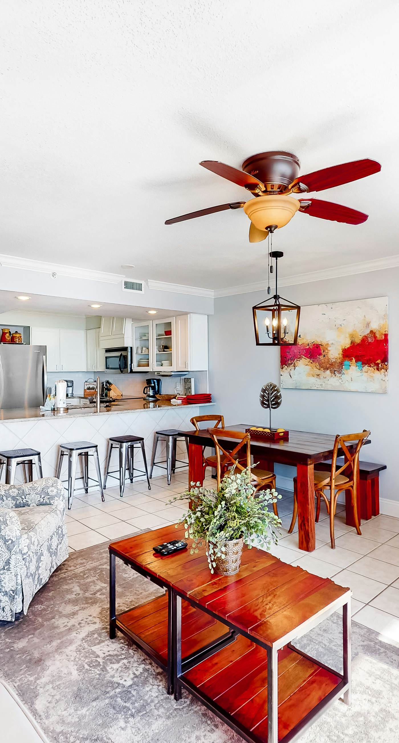 Gulf-front condo with balcony, water views, pools, hot tub & beach access