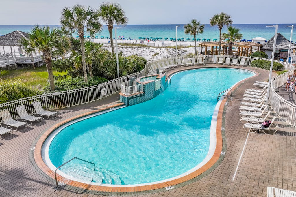 Pelican Beach Resort 305
