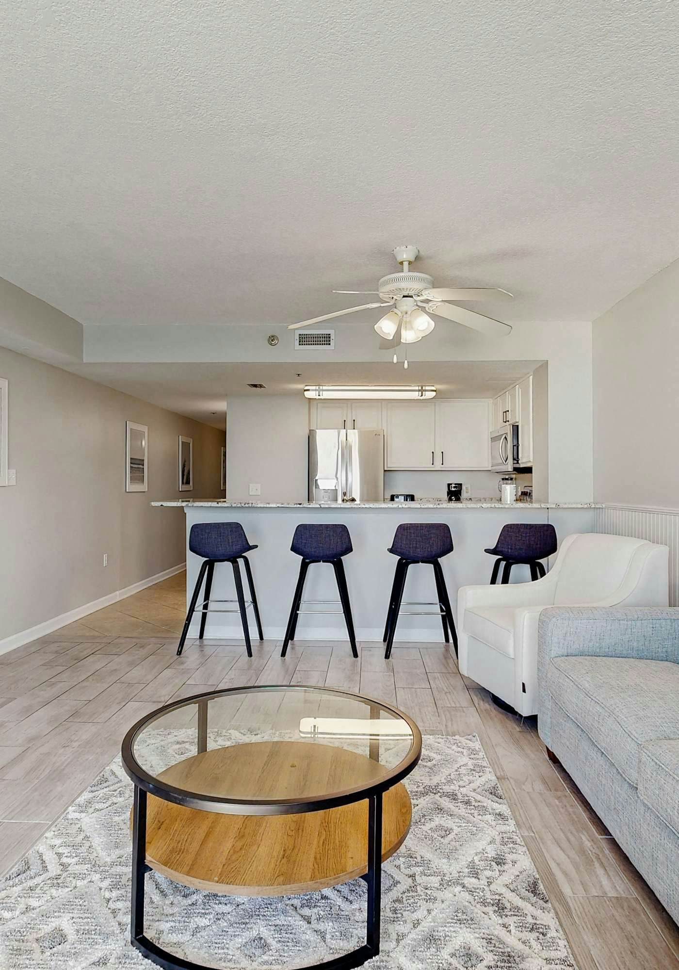 Eleventh-floor ocean view condo with pool, hot tub, central AC, gym, & game room