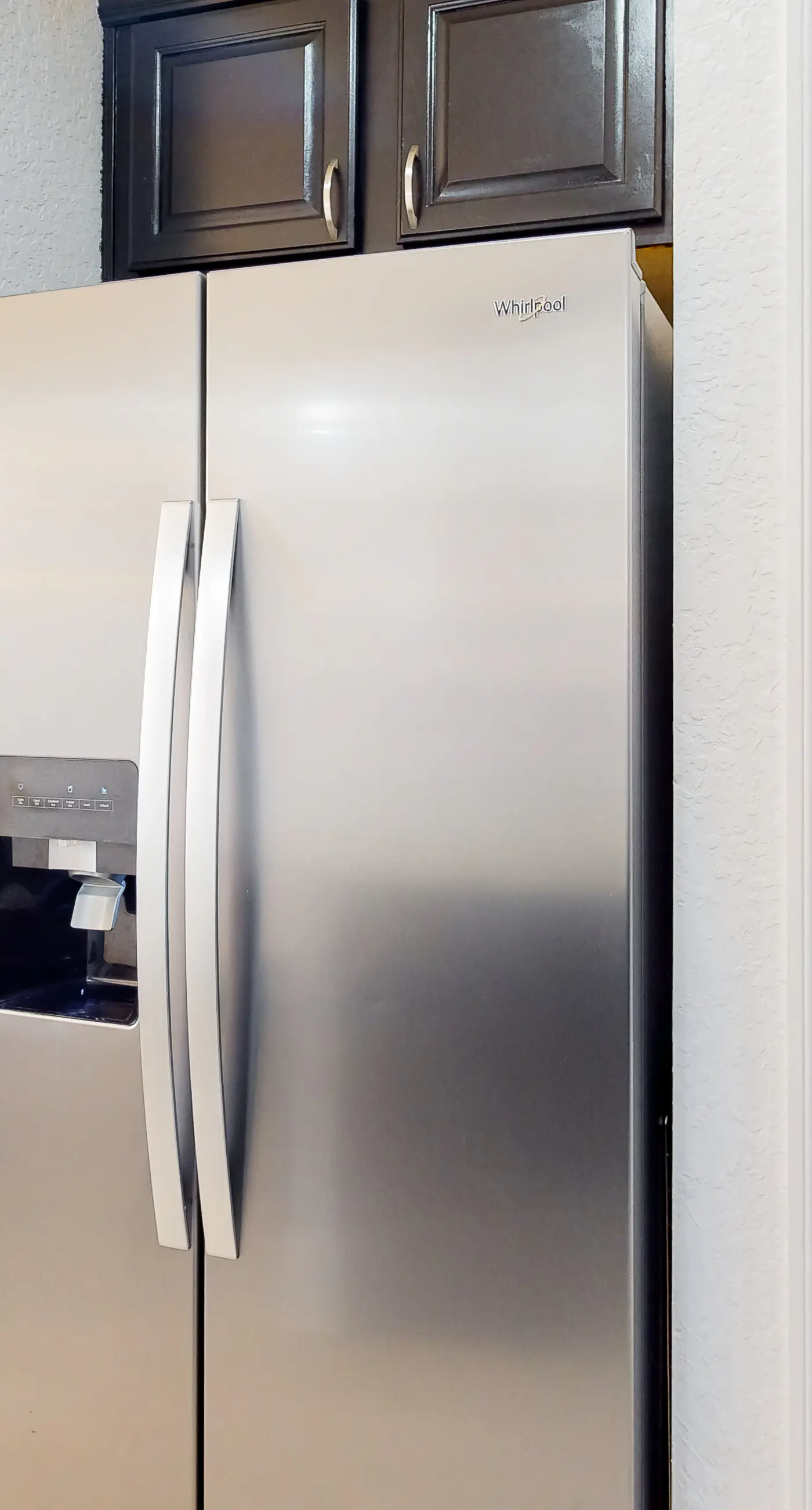 Dog-friendly home near beach with pool access, two balconies, wet bar, & W/D