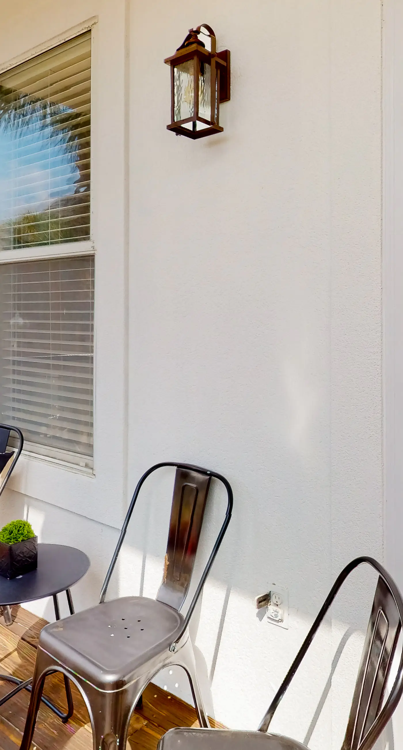 Dog-friendly home near beach with pool access, two balconies, wet bar, & W/D