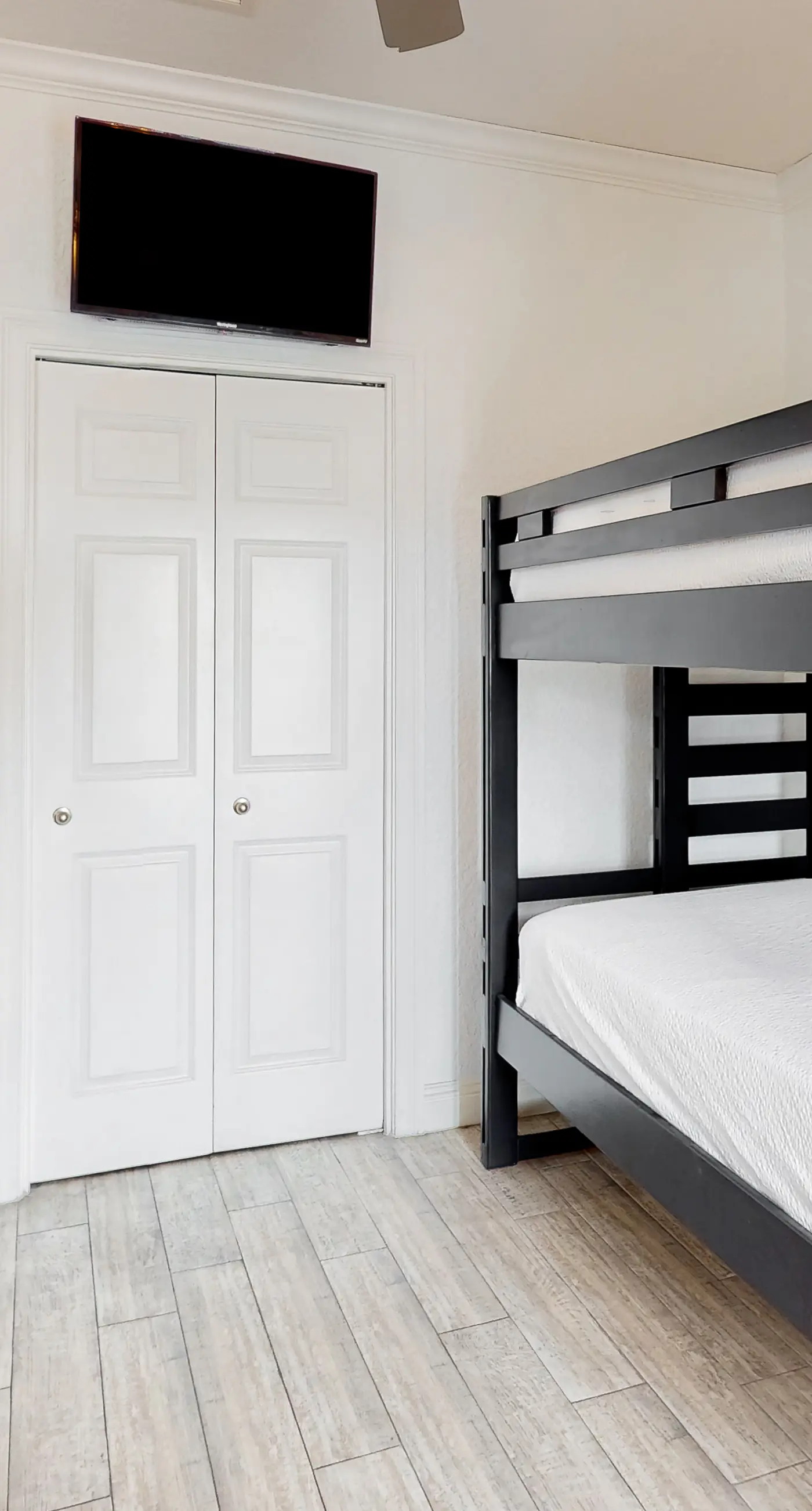 Dog-friendly home near beach with pool access, two balconies, wet bar, & W/D