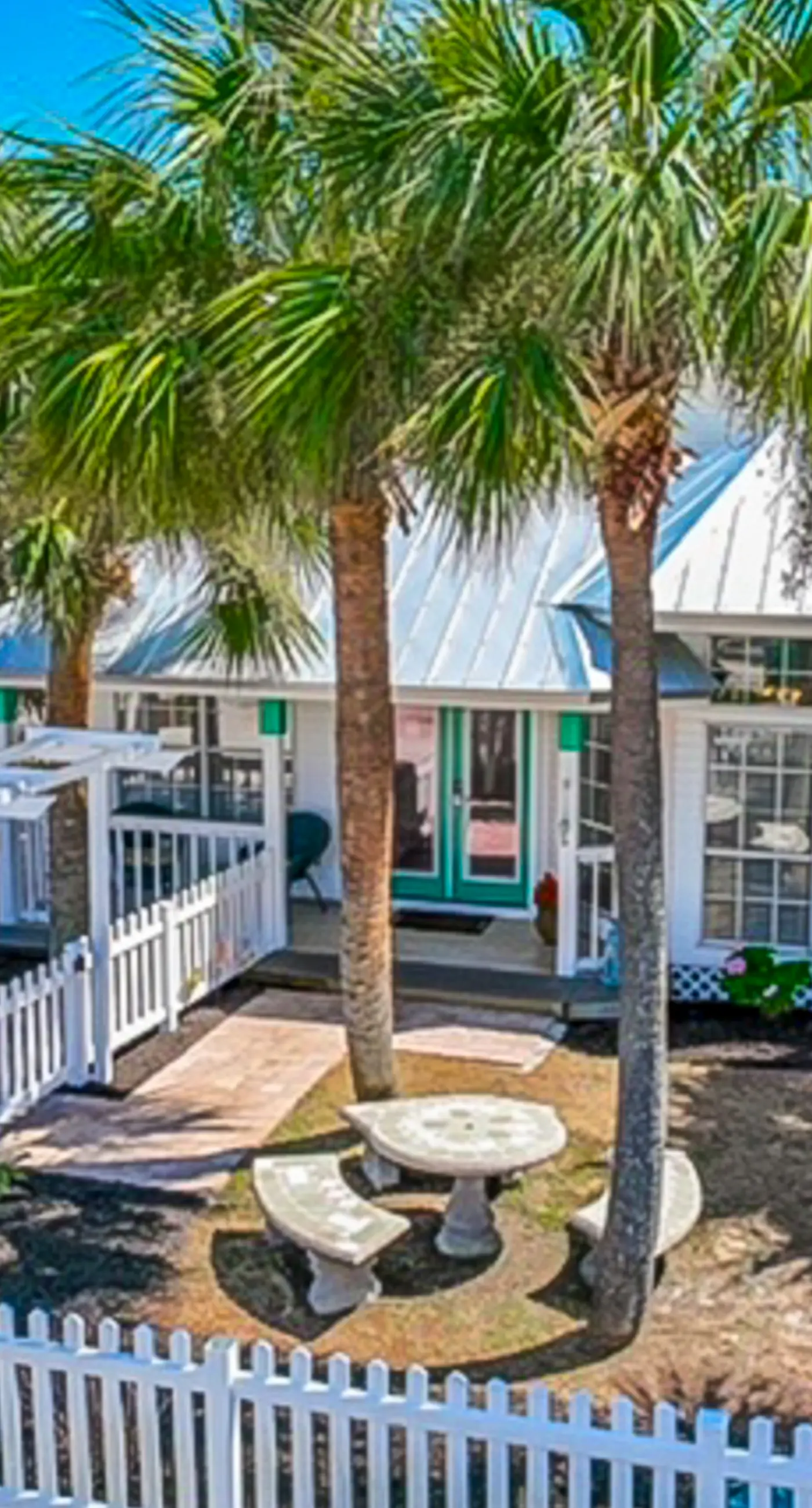 Steps to beach & community pool, dog-friendly, great location