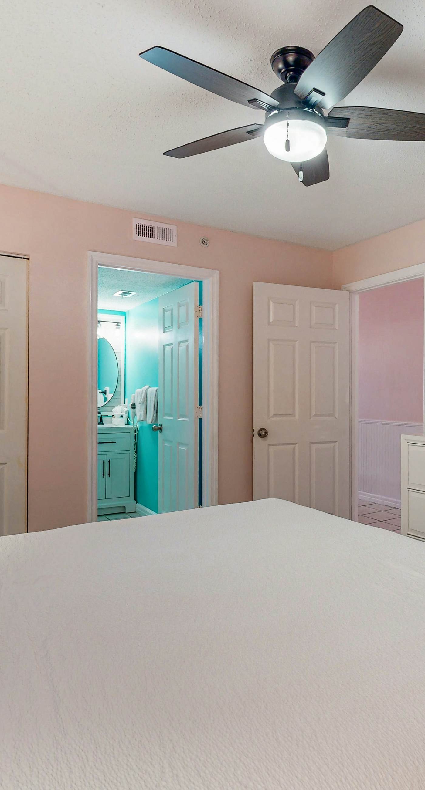 Enchanting Gulf-front condo with pool, tennis, hot tub, sauna, & awesome views