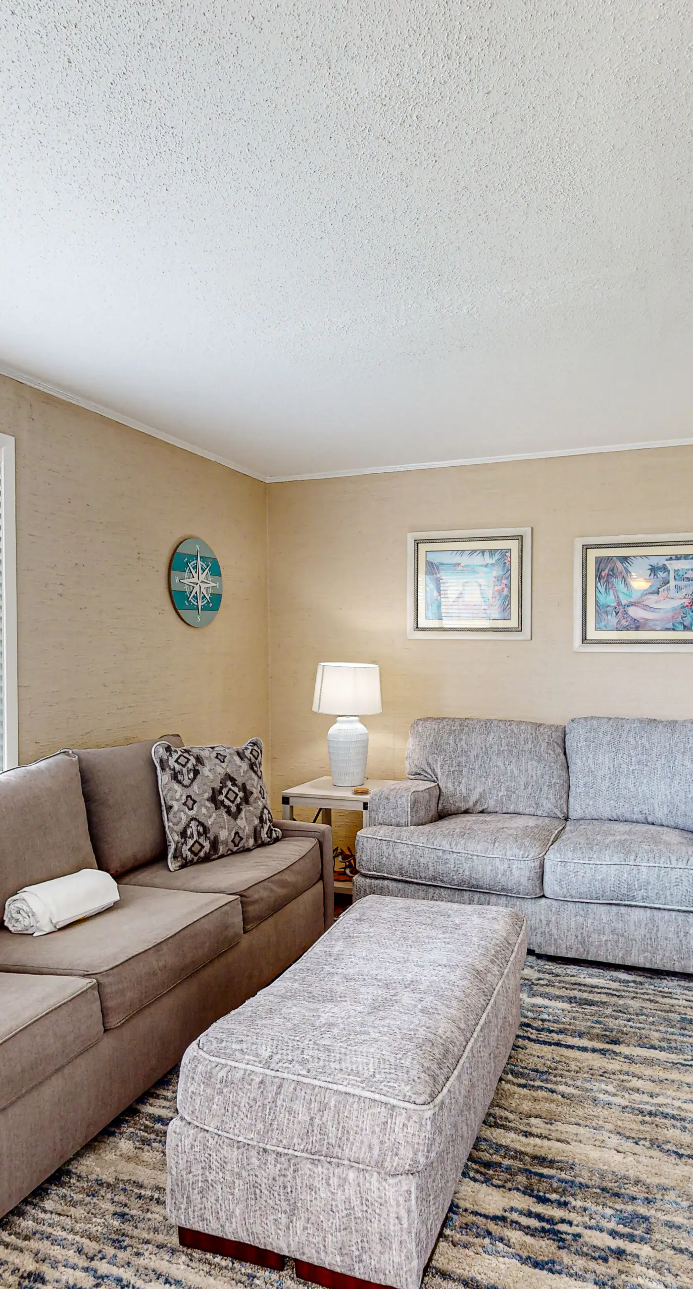 Coastal condo with pool, hot tub, tennis & golf access - dog-friendly
