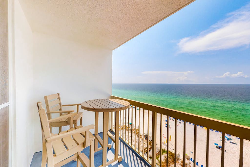 Pelican Beach Resort 1205