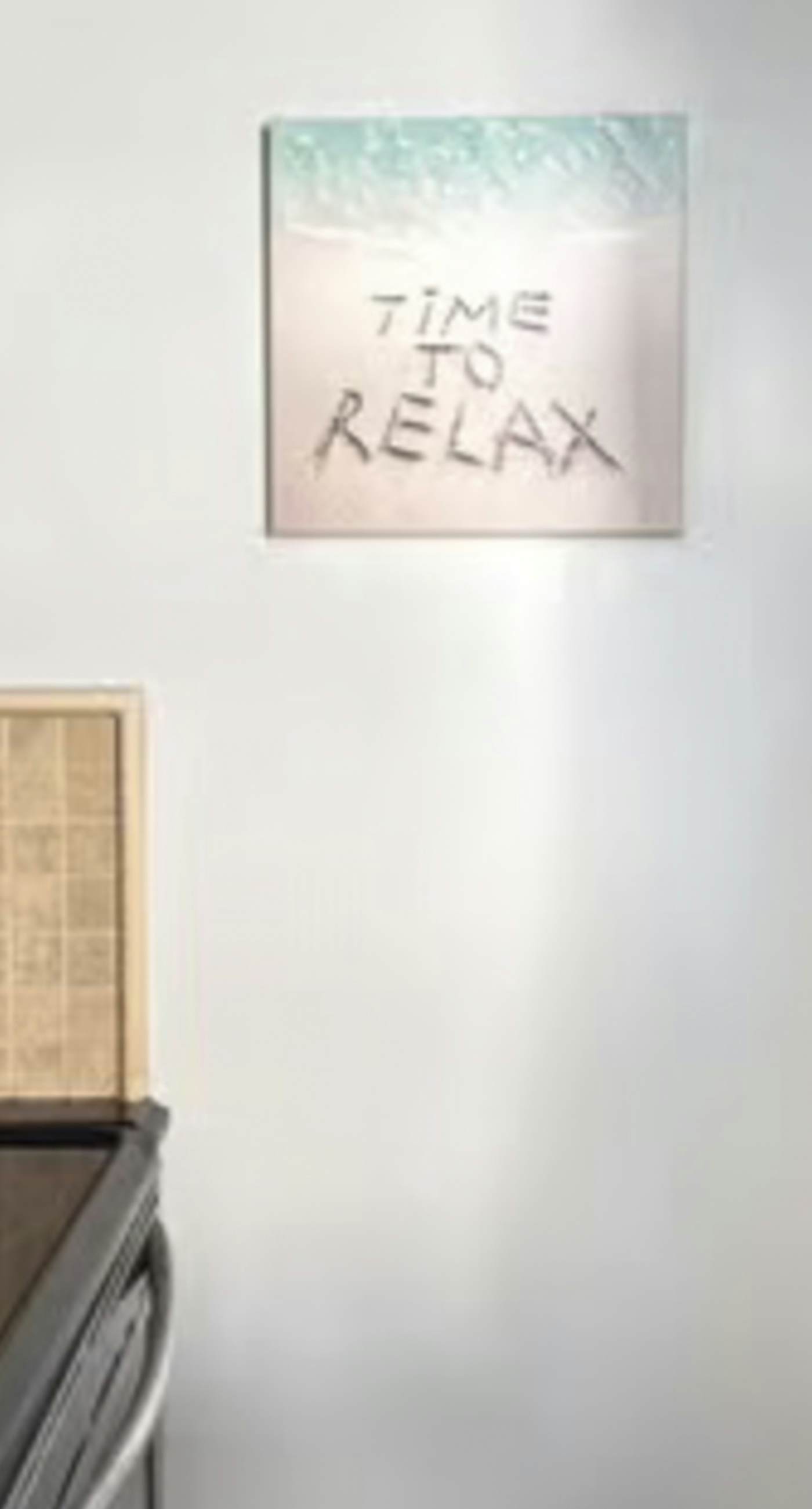 Beachside dog-friendly retreat with pools, hot tub, golf & beach service