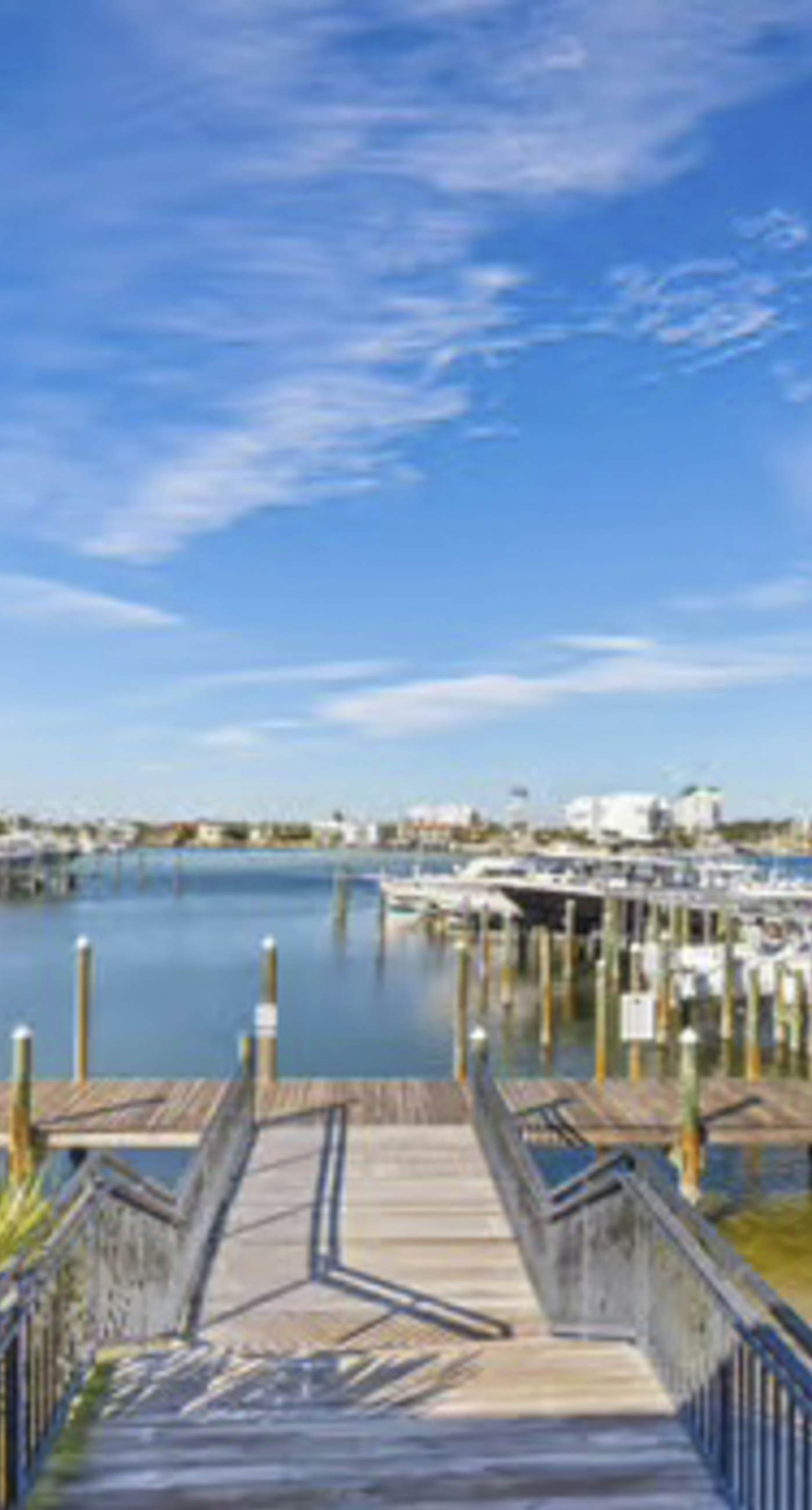 Beachside dog-friendly retreat with pools, hot tub, golf & beach service