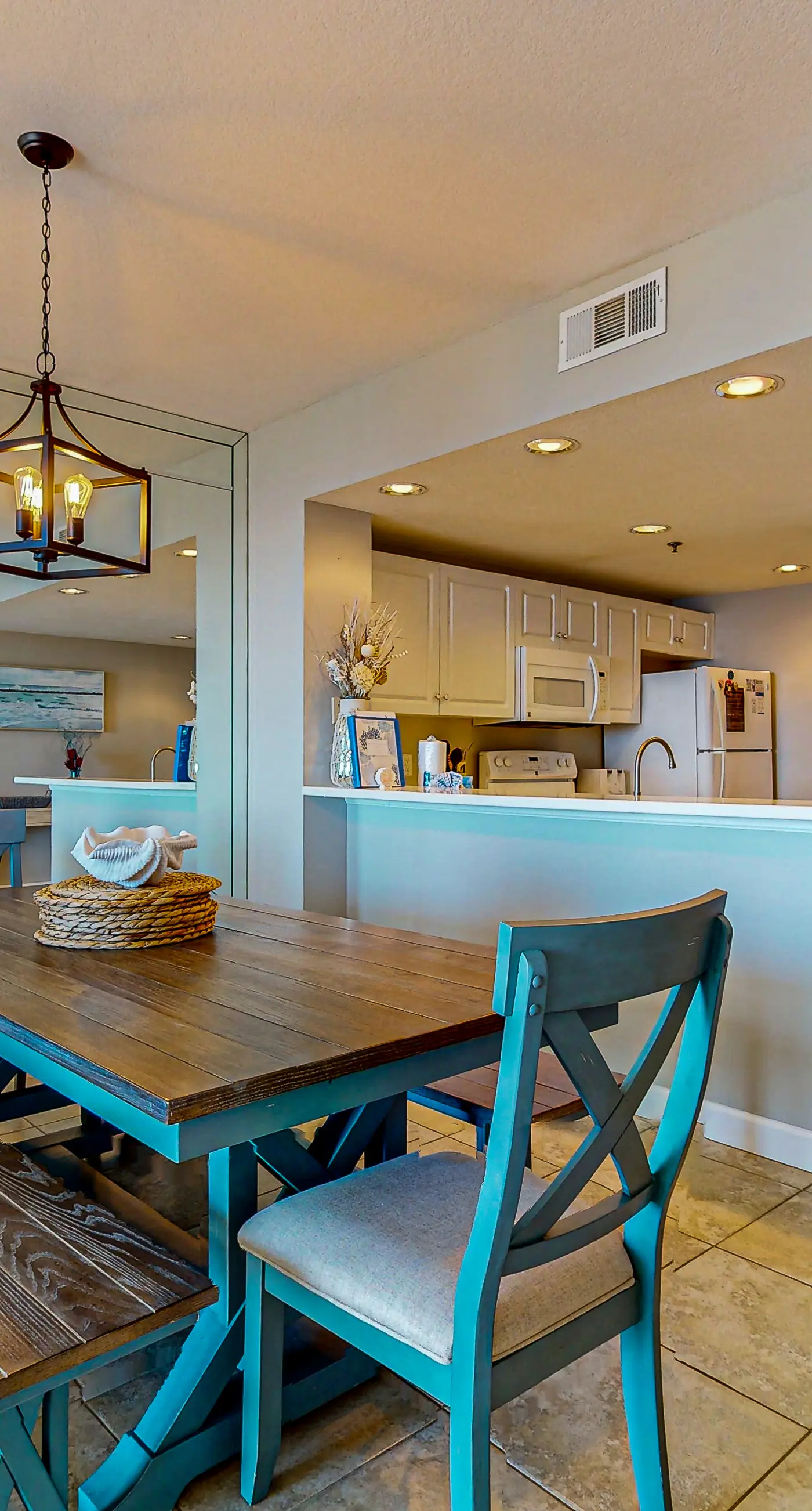Ocean-view 5th-floor condo with heated outdoor pool, gym, balcony, BBQ area