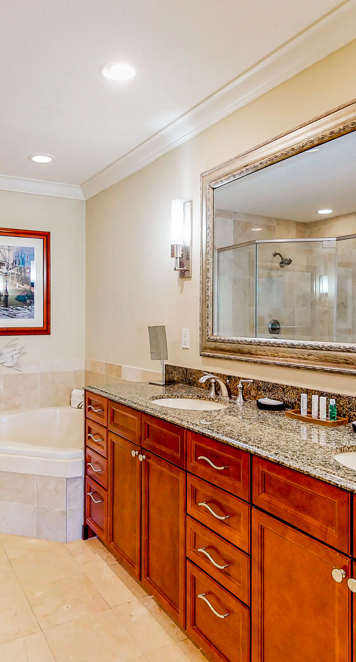 Gulf-view condo with beach access, pool, hot tub, sauna, & private balcony