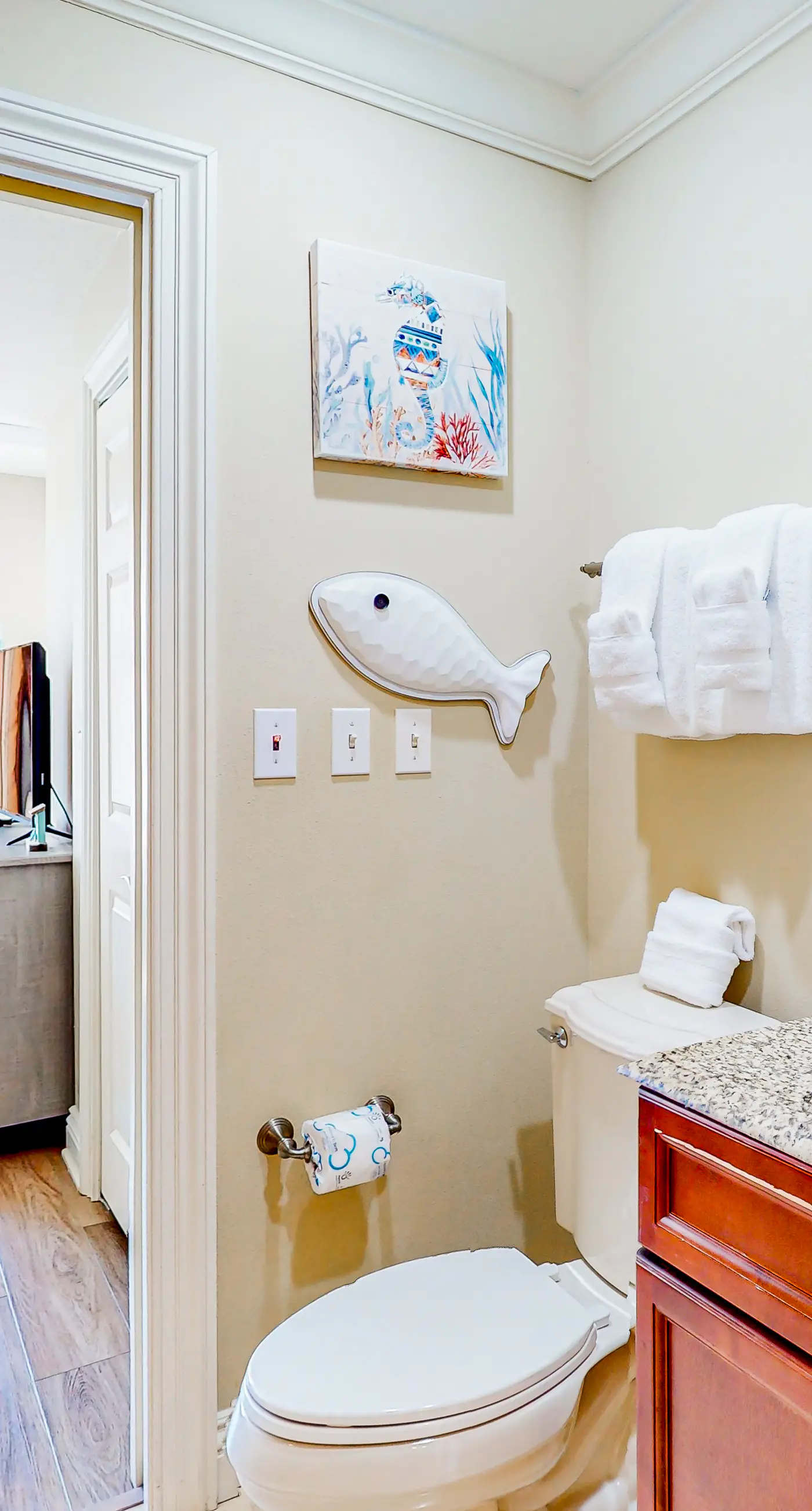 Gulf-view condo with beach access, pool, hot tub, sauna, & private balcony