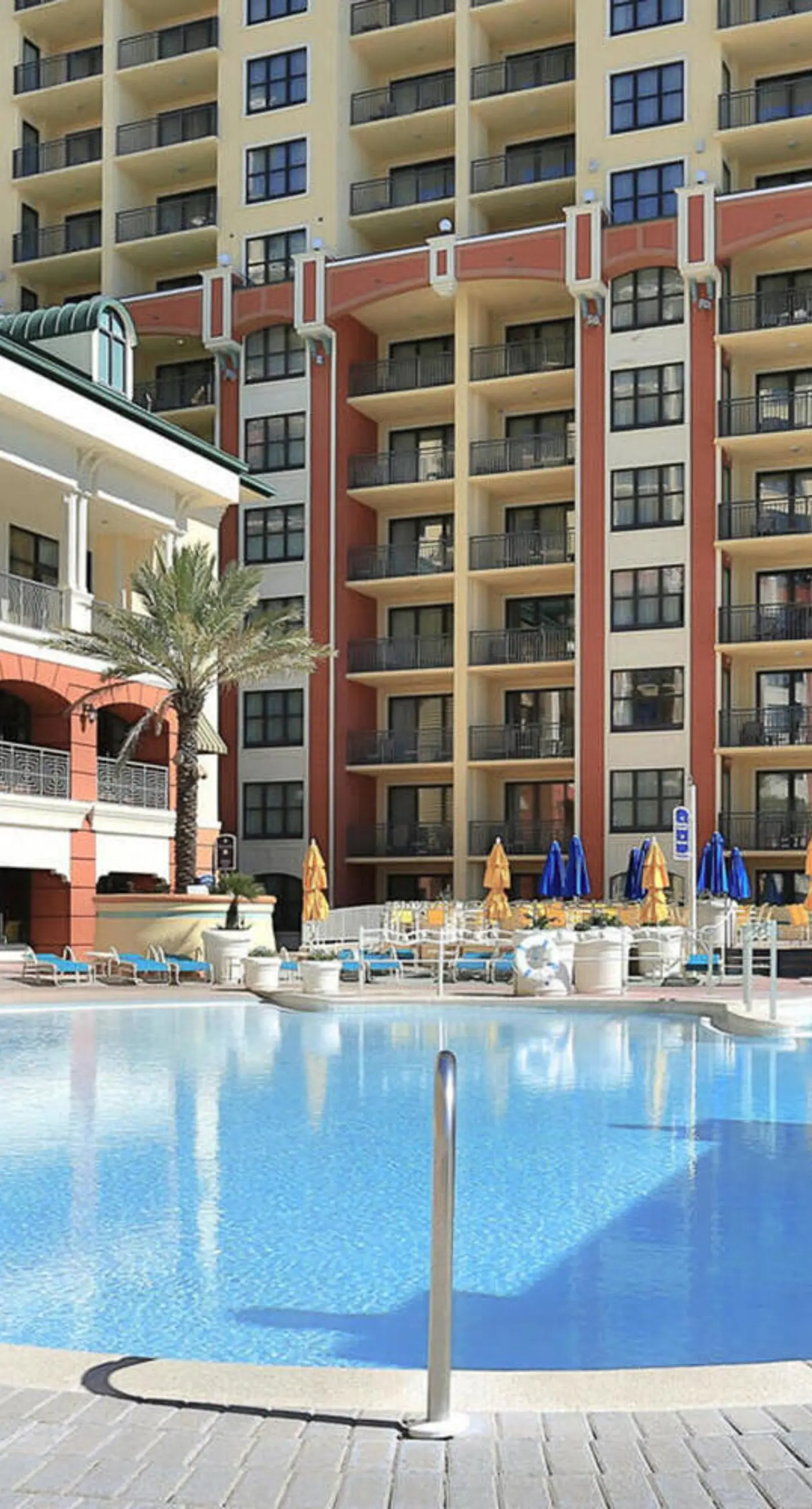 Gulf-view condo with beach access, pool, hot tub, sauna, & private balcony