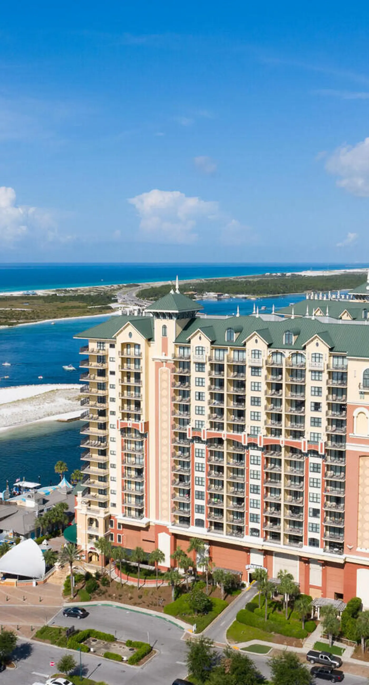 Gulf-view condo with beach access, pool, hot tub, sauna, & private balcony