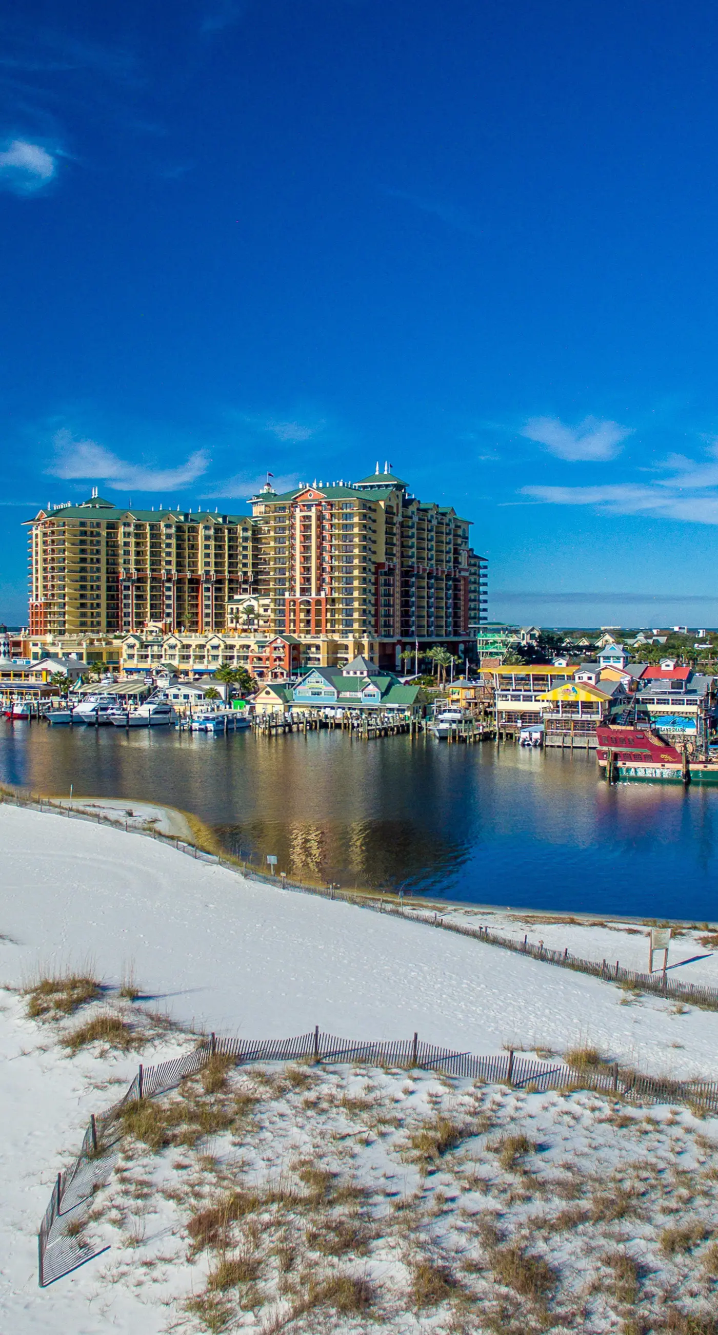 Gulf-view condo with beach access, pool, hot tub, sauna, & private balcony