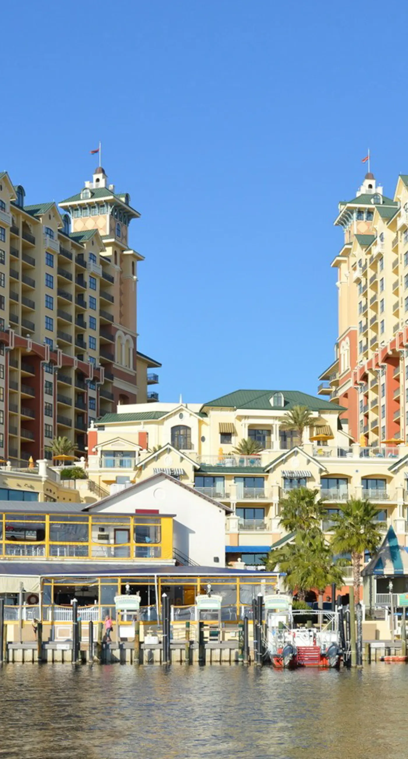 Gulf-view condo with beach access, pool, hot tub, sauna, & private balcony