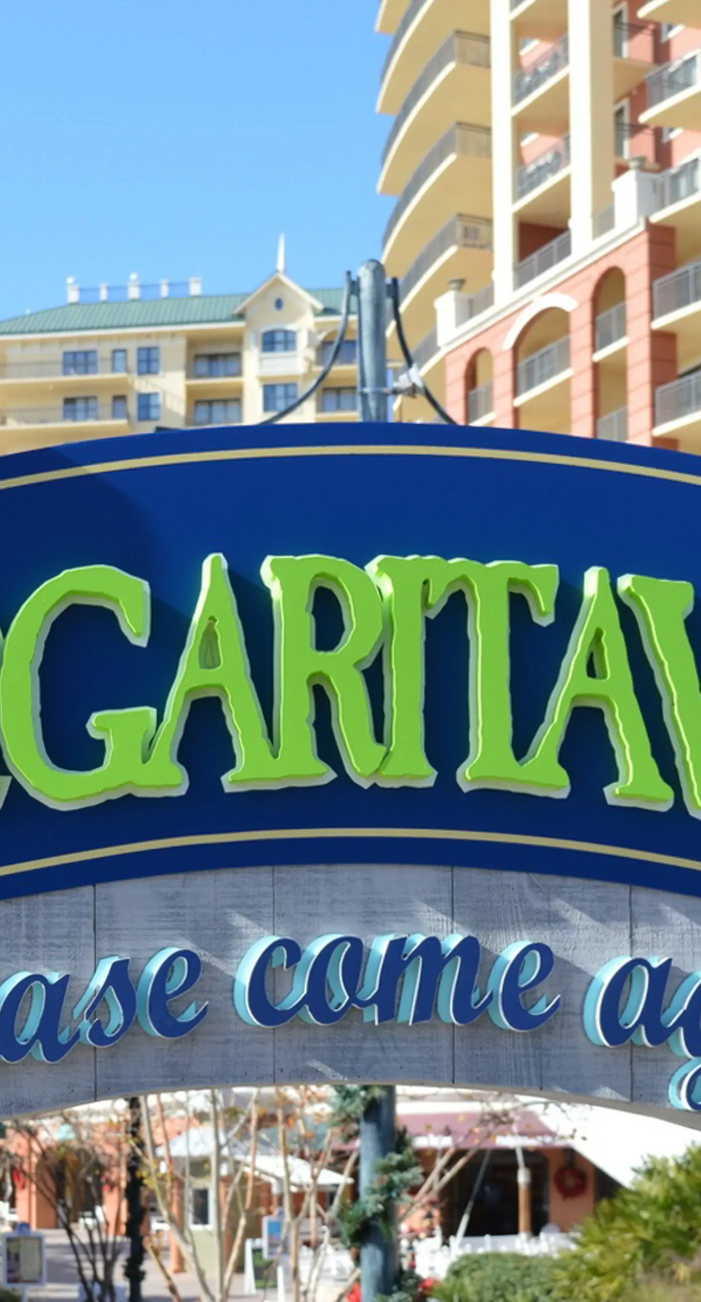 Gulf-view condo with beach access, pool, hot tub, sauna, & private balcony