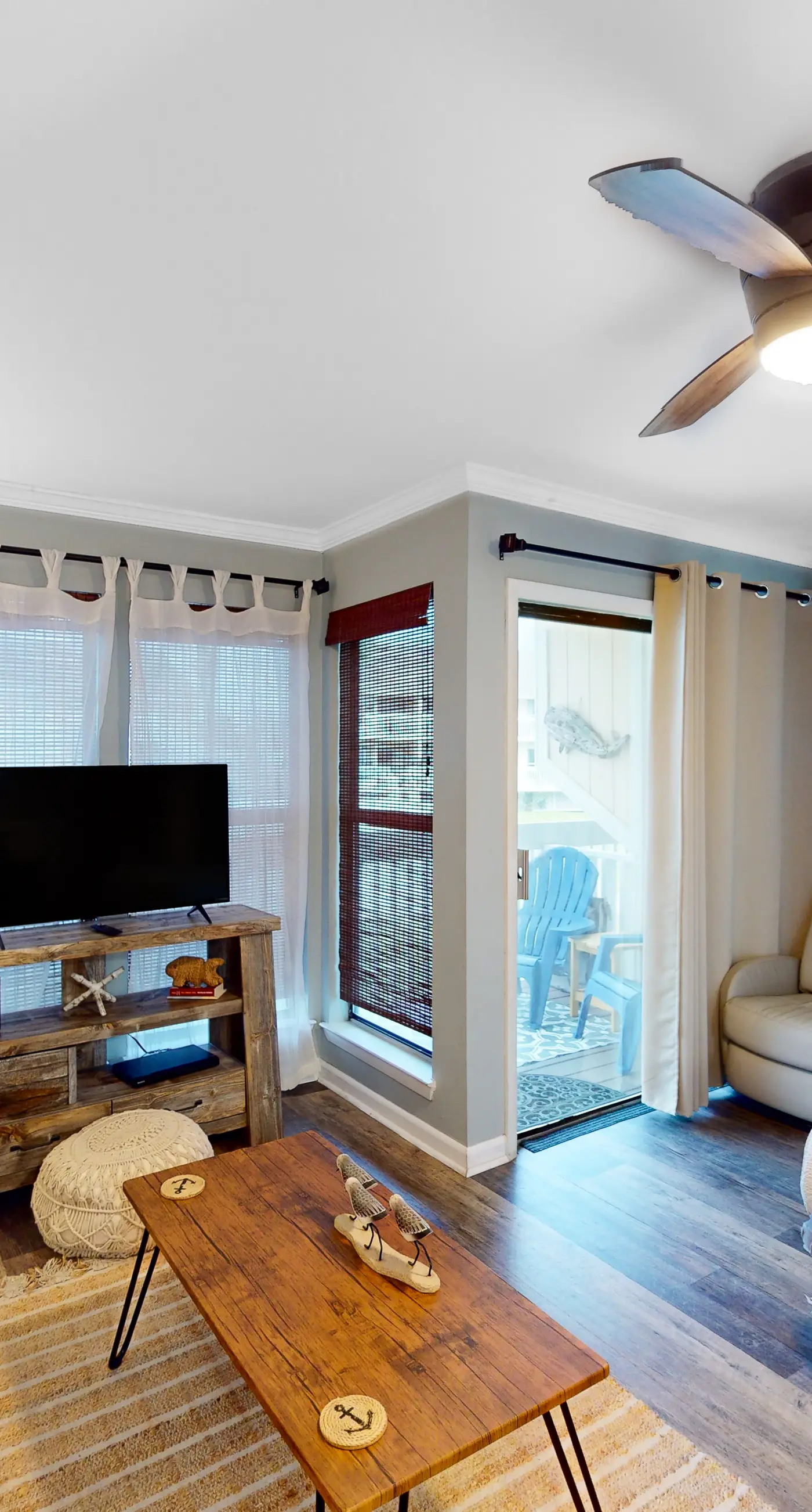 Dog-friendly charming beach condo with pool, hot tub, sauna, deck & water access