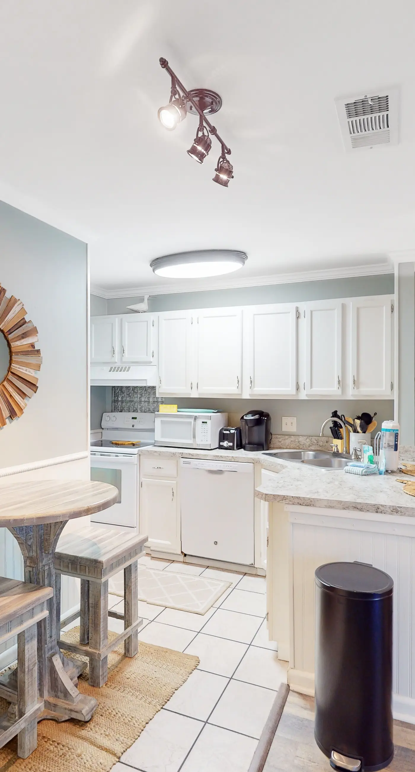 Dog-friendly charming beach condo with pool, hot tub, sauna, deck & water access