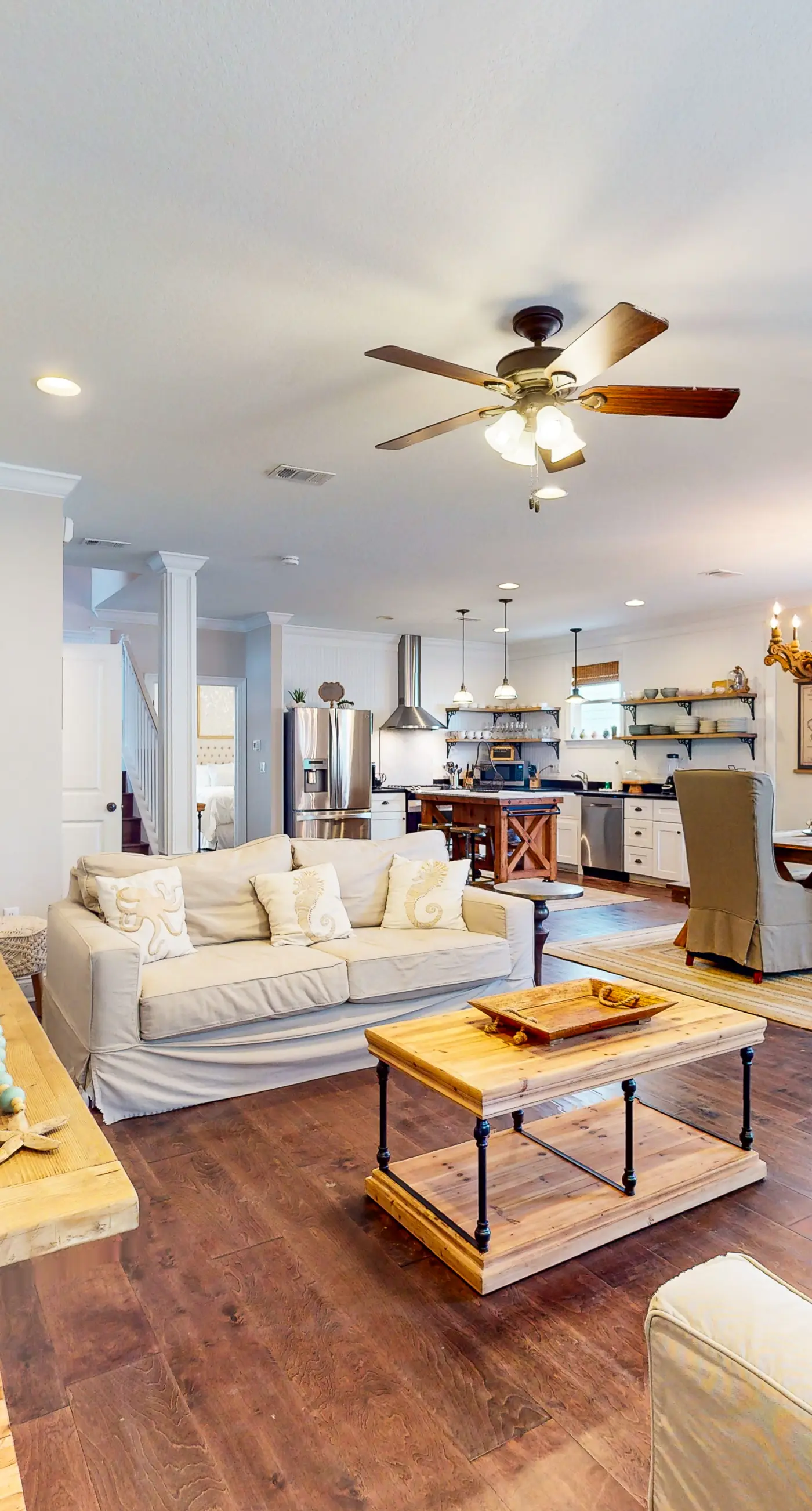 Snowbird-friendly home in gated community with hot tub, pool, balcony, & grill