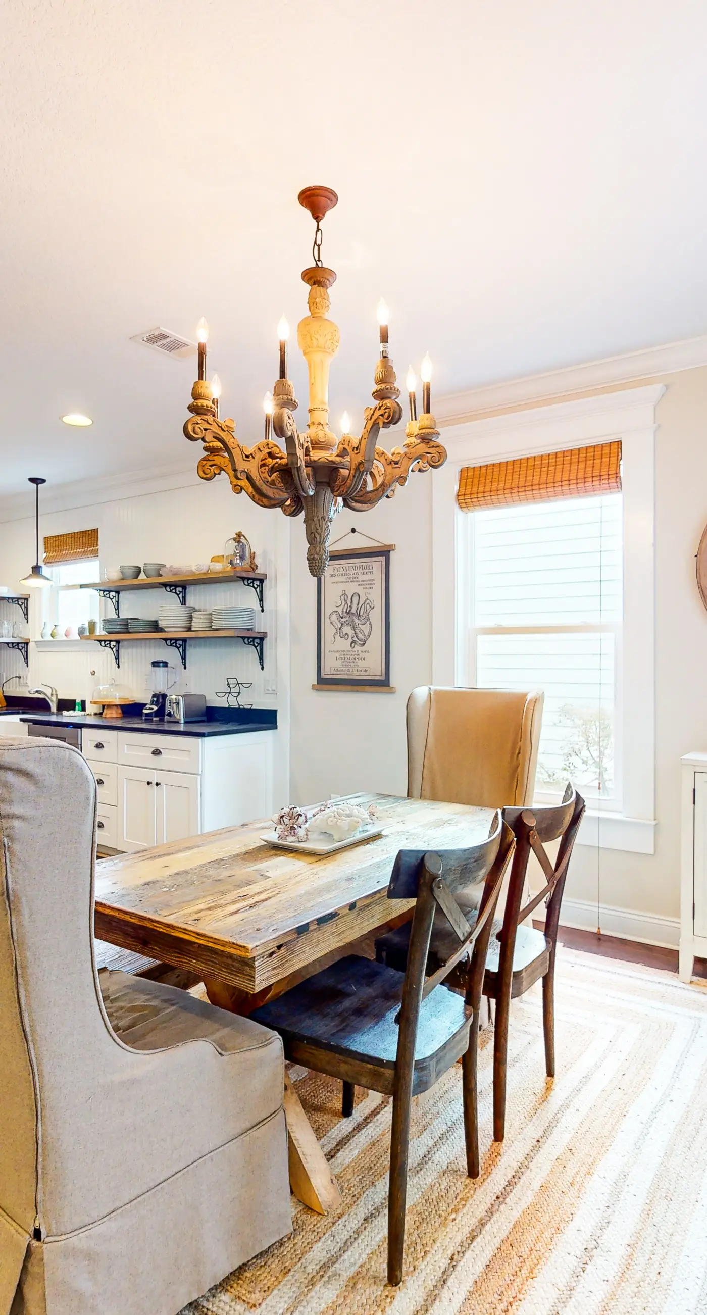 Snowbird-friendly home in gated community with hot tub, pool, balcony, & grill