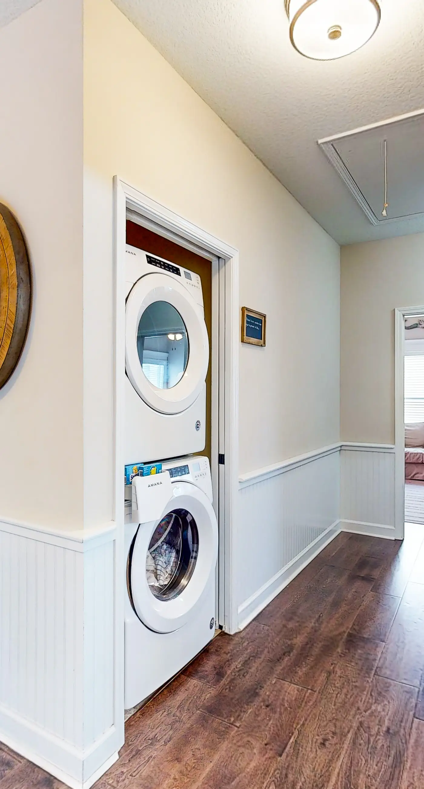 Snowbird-friendly home in gated community with hot tub, pool, balcony, & grill