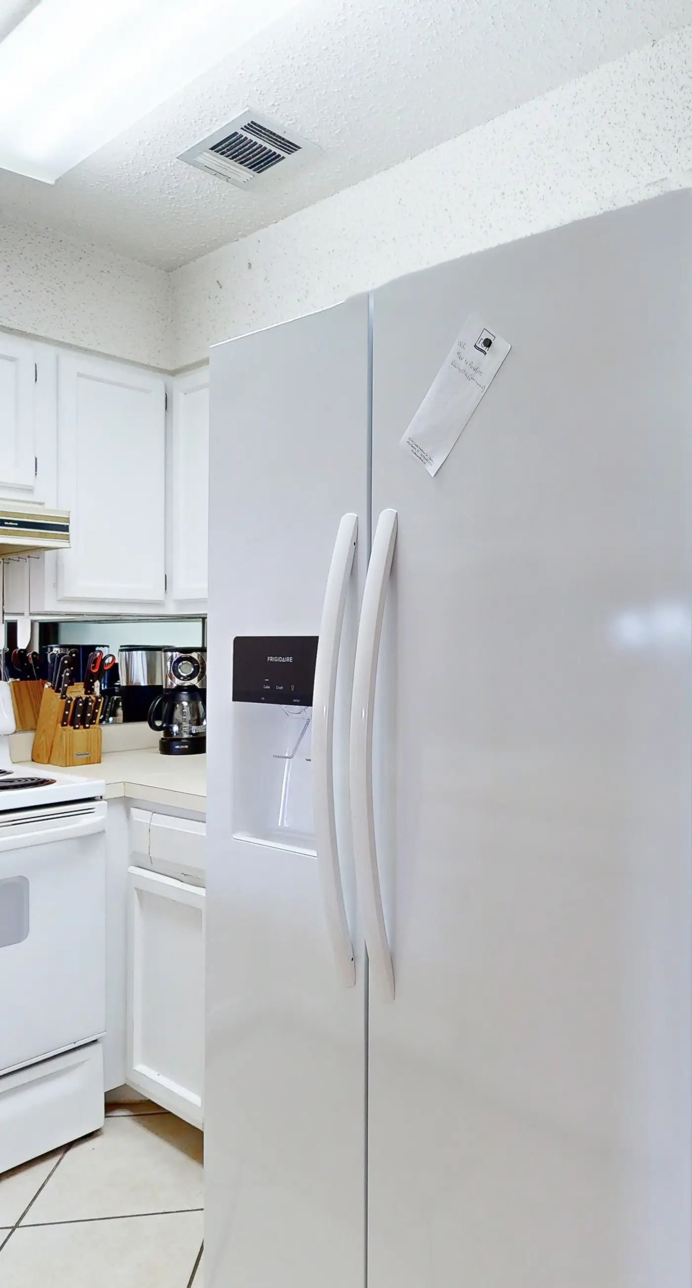 Dog Friendly waterfront townhome with balcony and wifi