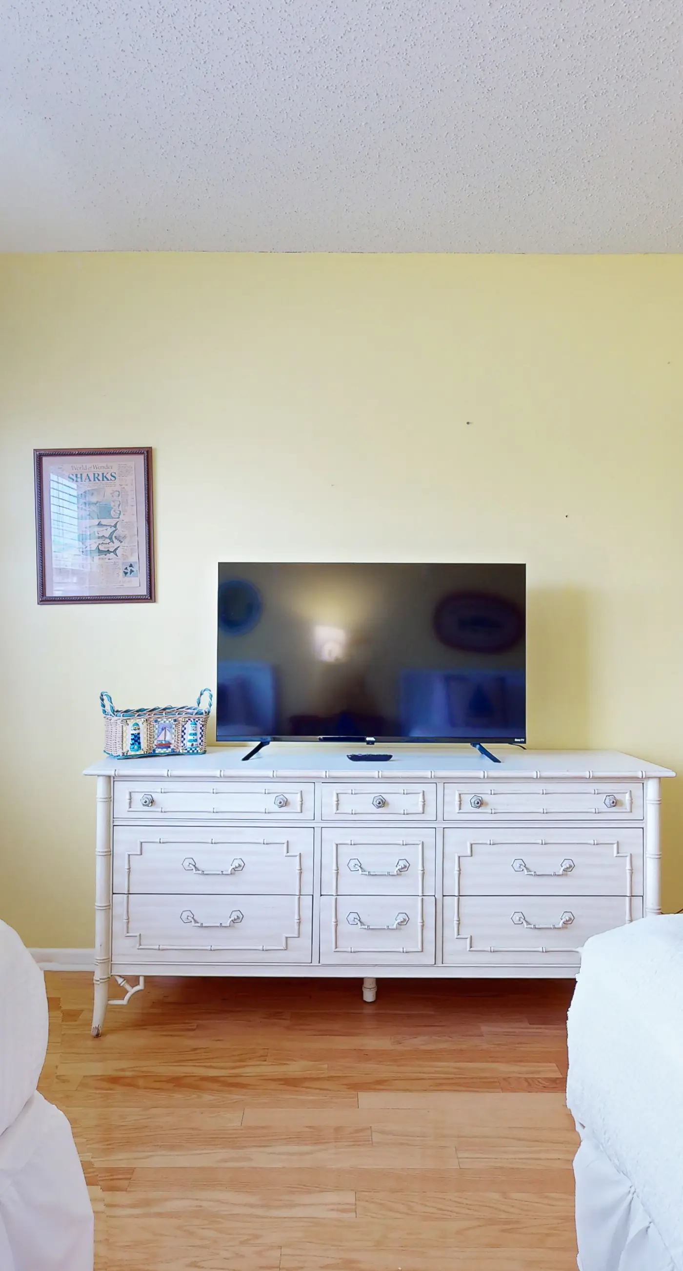 Dog Friendly waterfront townhome with balcony and wifi