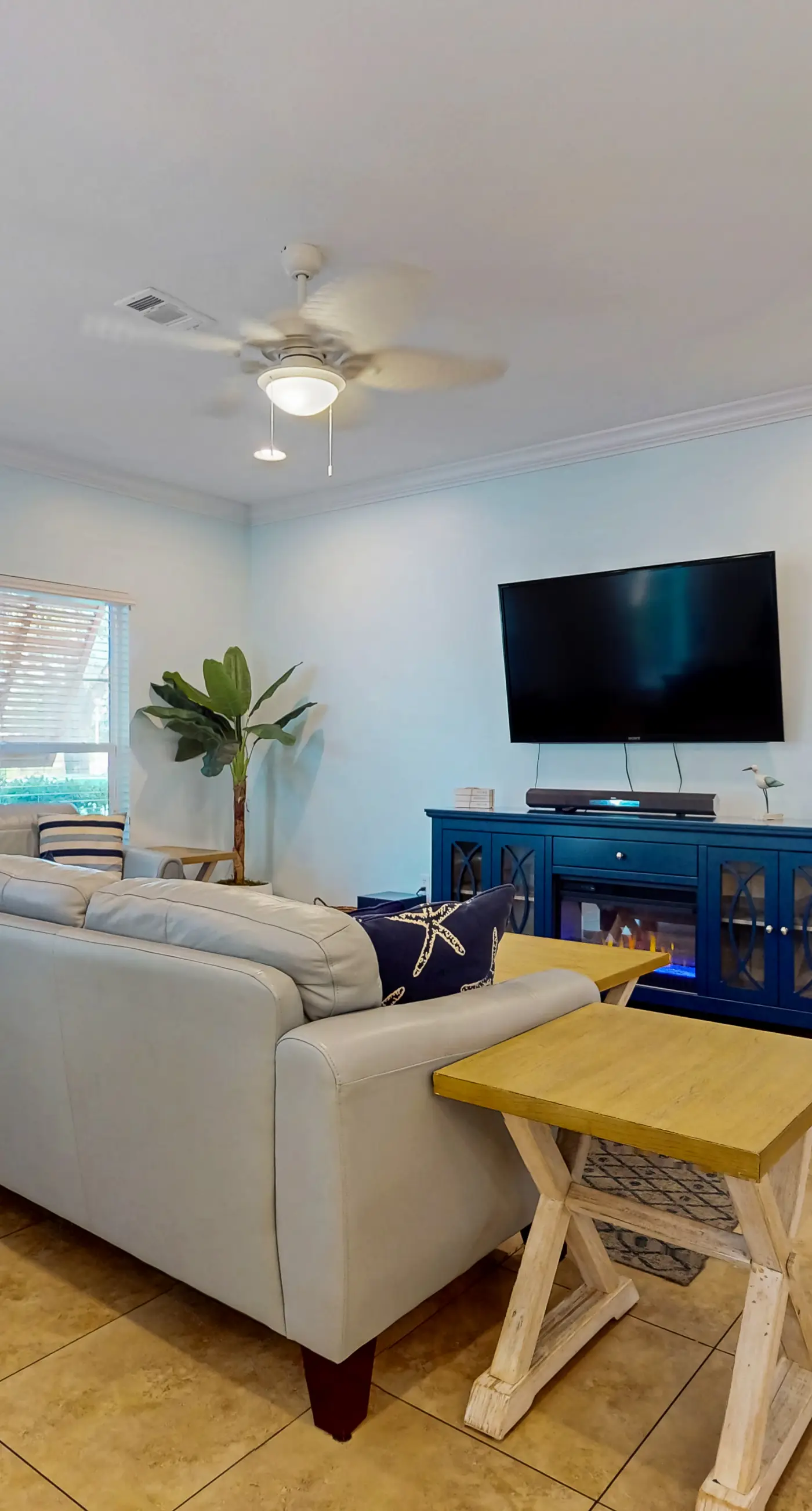 Gorgeous coastal home with shared pool and easy beach access