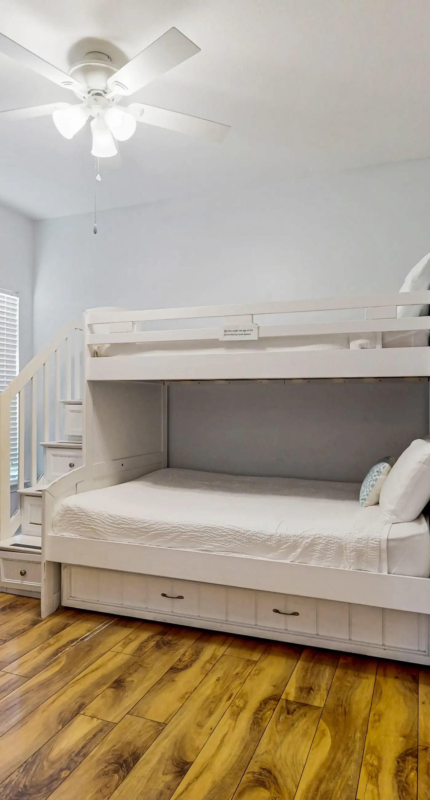 Gorgeous coastal home with shared pool and easy beach access