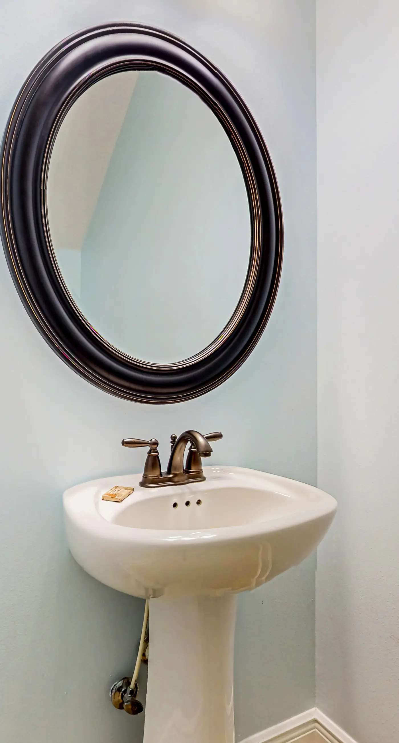 Gorgeous coastal home with shared pool and easy beach access