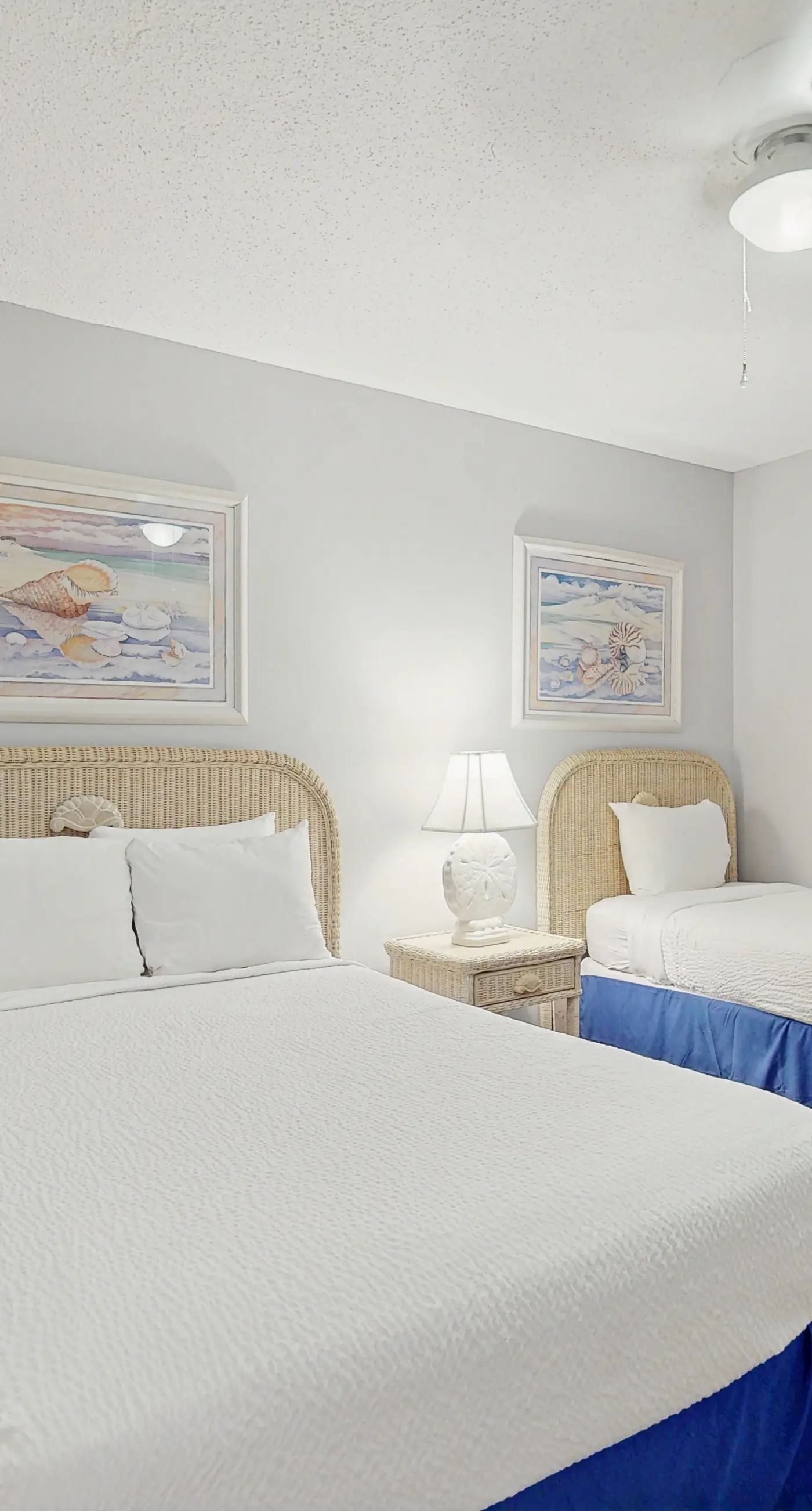 Snowbird-friendly condo with Gulf view, on-site pool, beach access, & gym