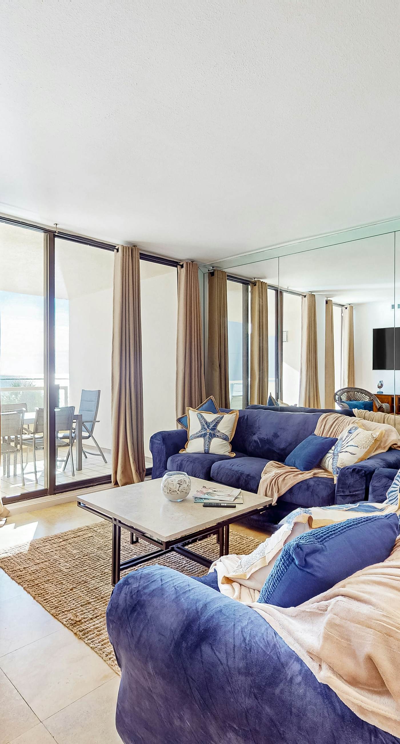 Third-floor, beachfront condo with a pool, hot tub, washer/dryer, & AC