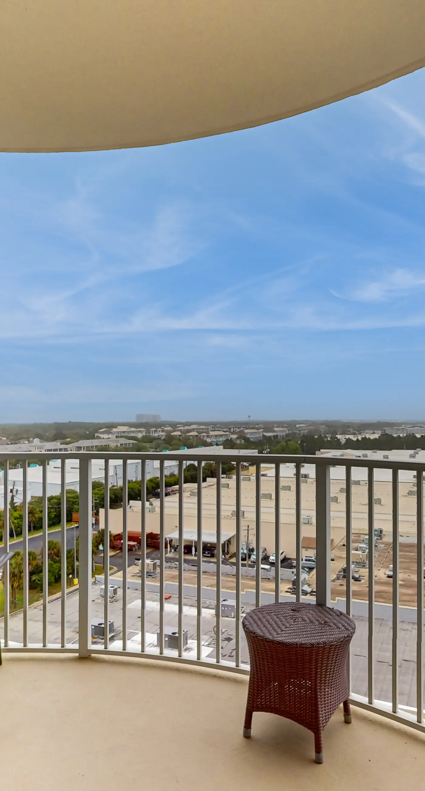 Cozy coastal condo with shared pool, lazy river and beach access