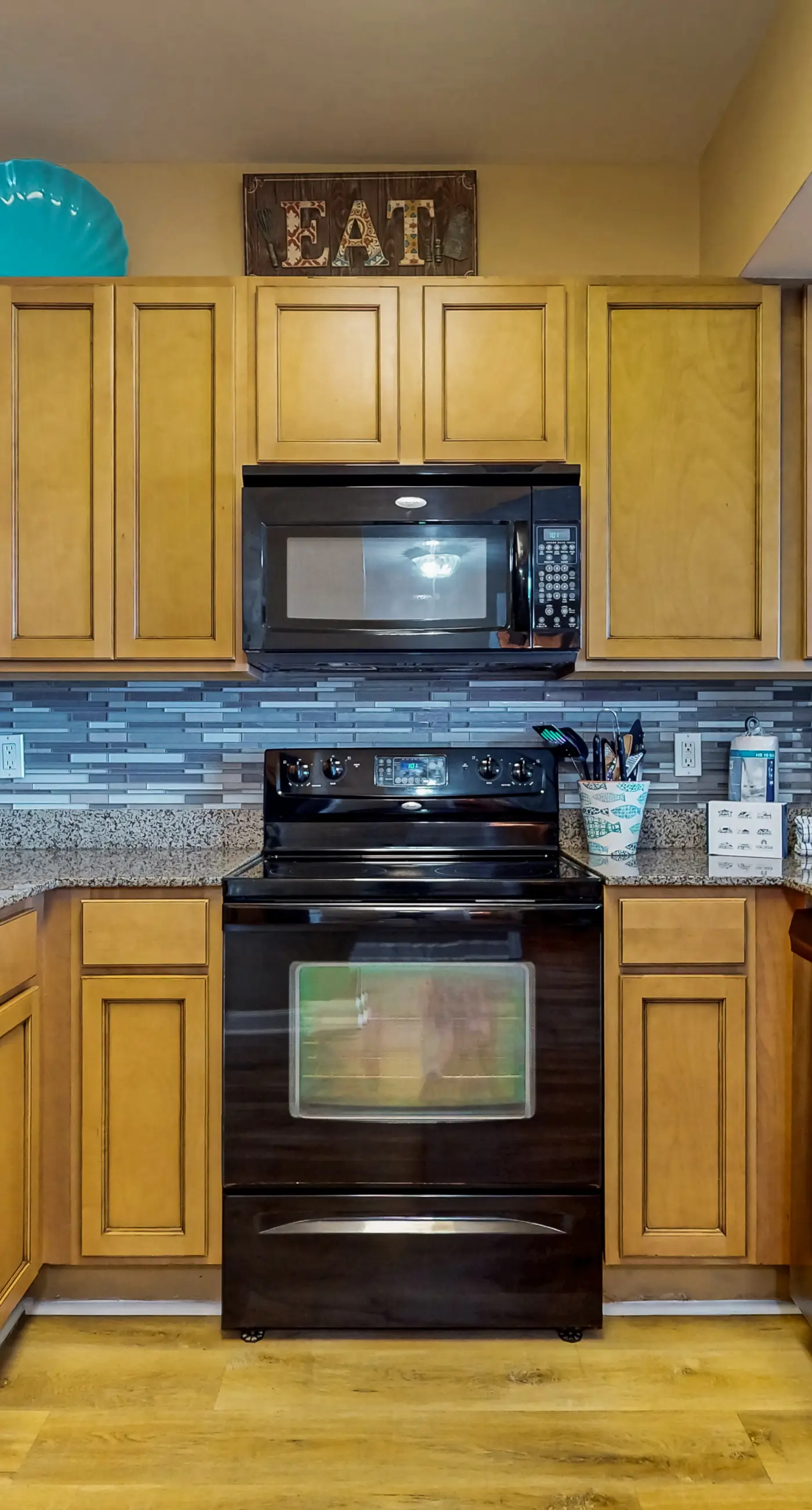 Cozy coastal condo with shared pool, lazy river and beach access